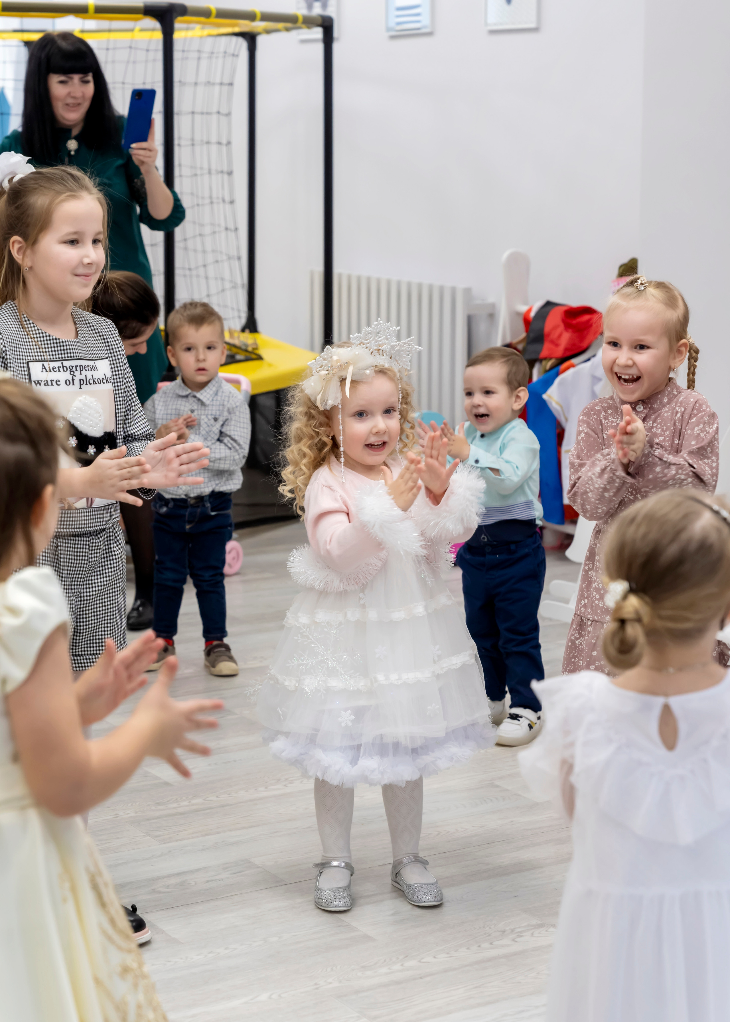 Утренник в Домми. Главная