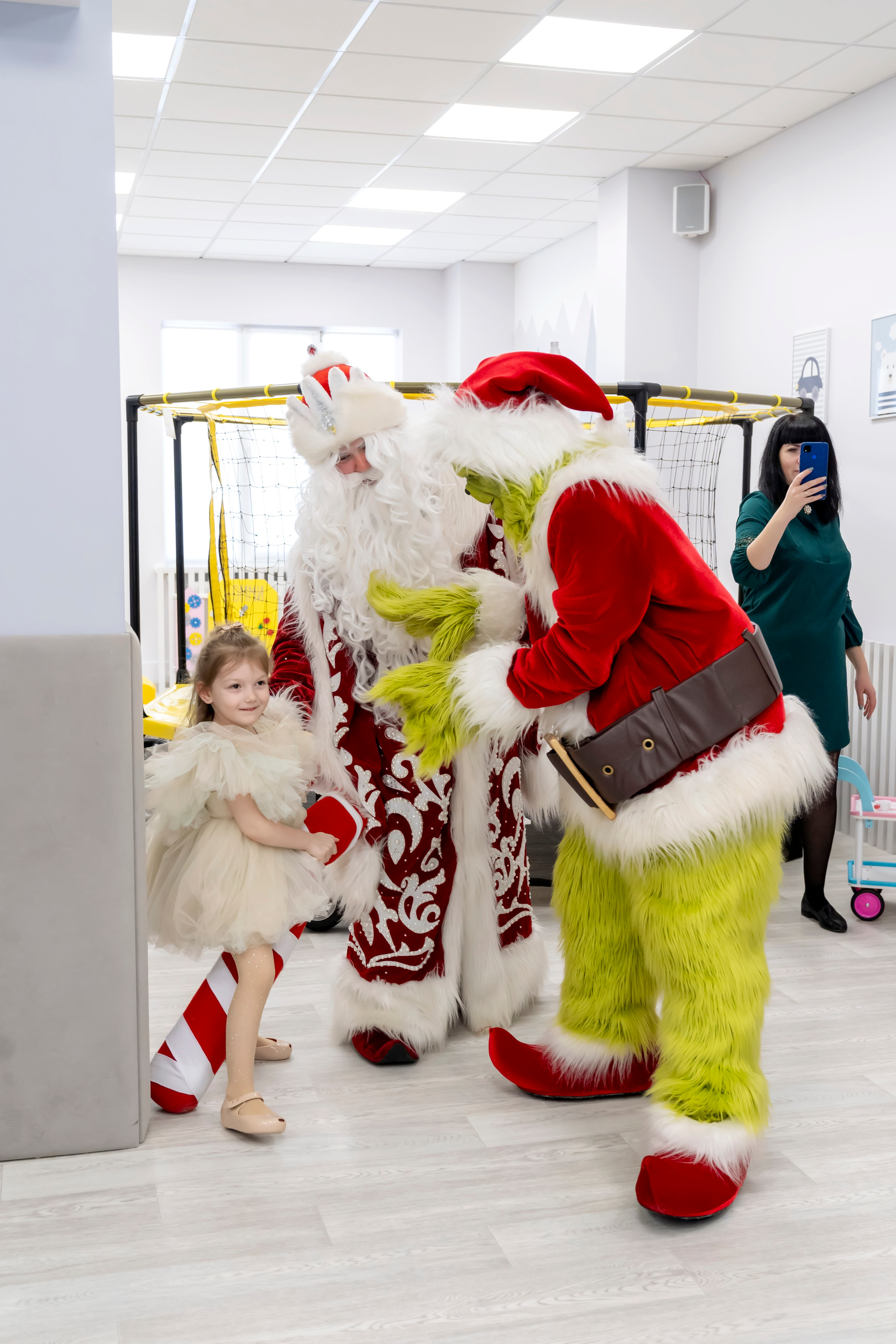 Утренник в Домми. Главная