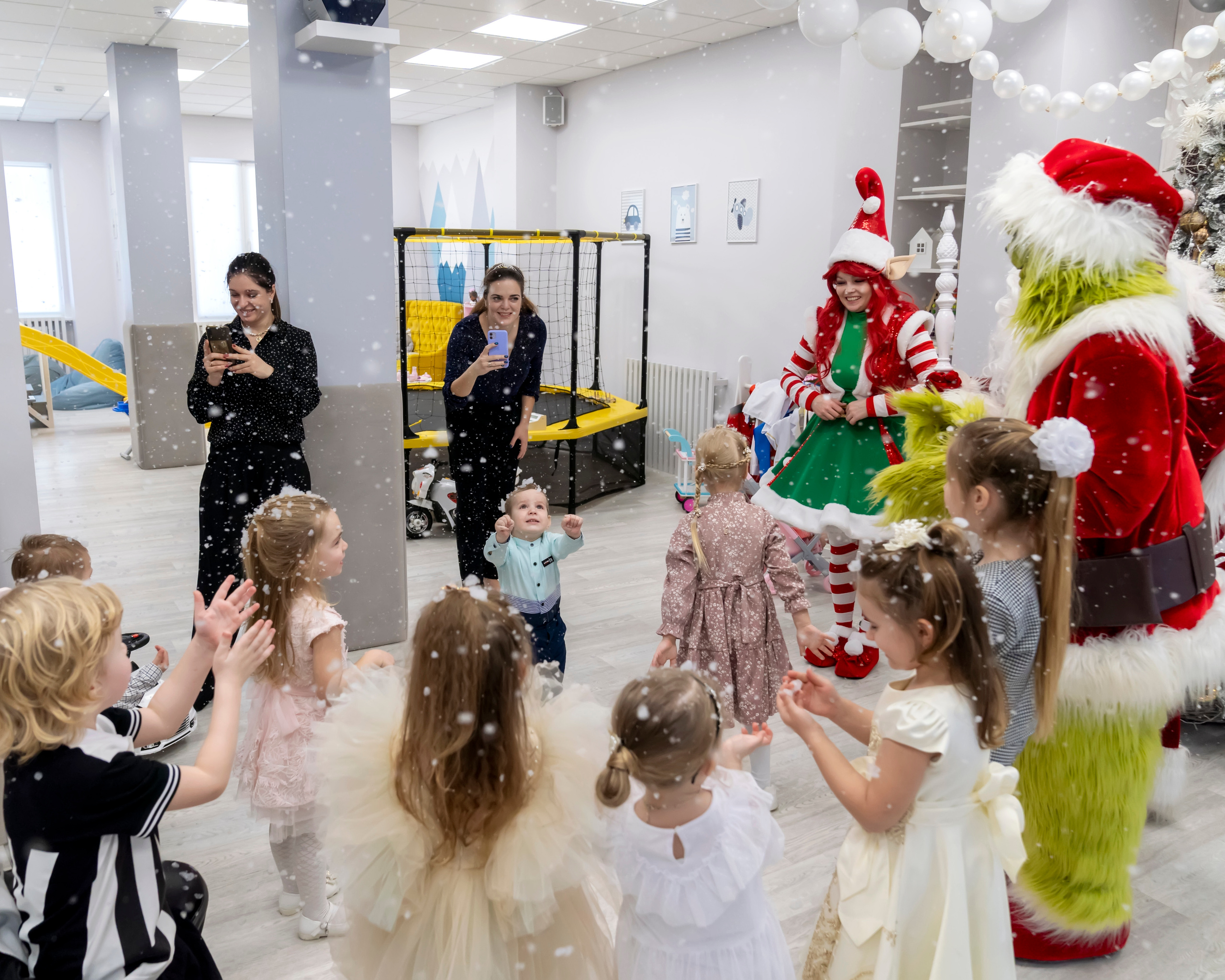 Утренник в Домми. Главная