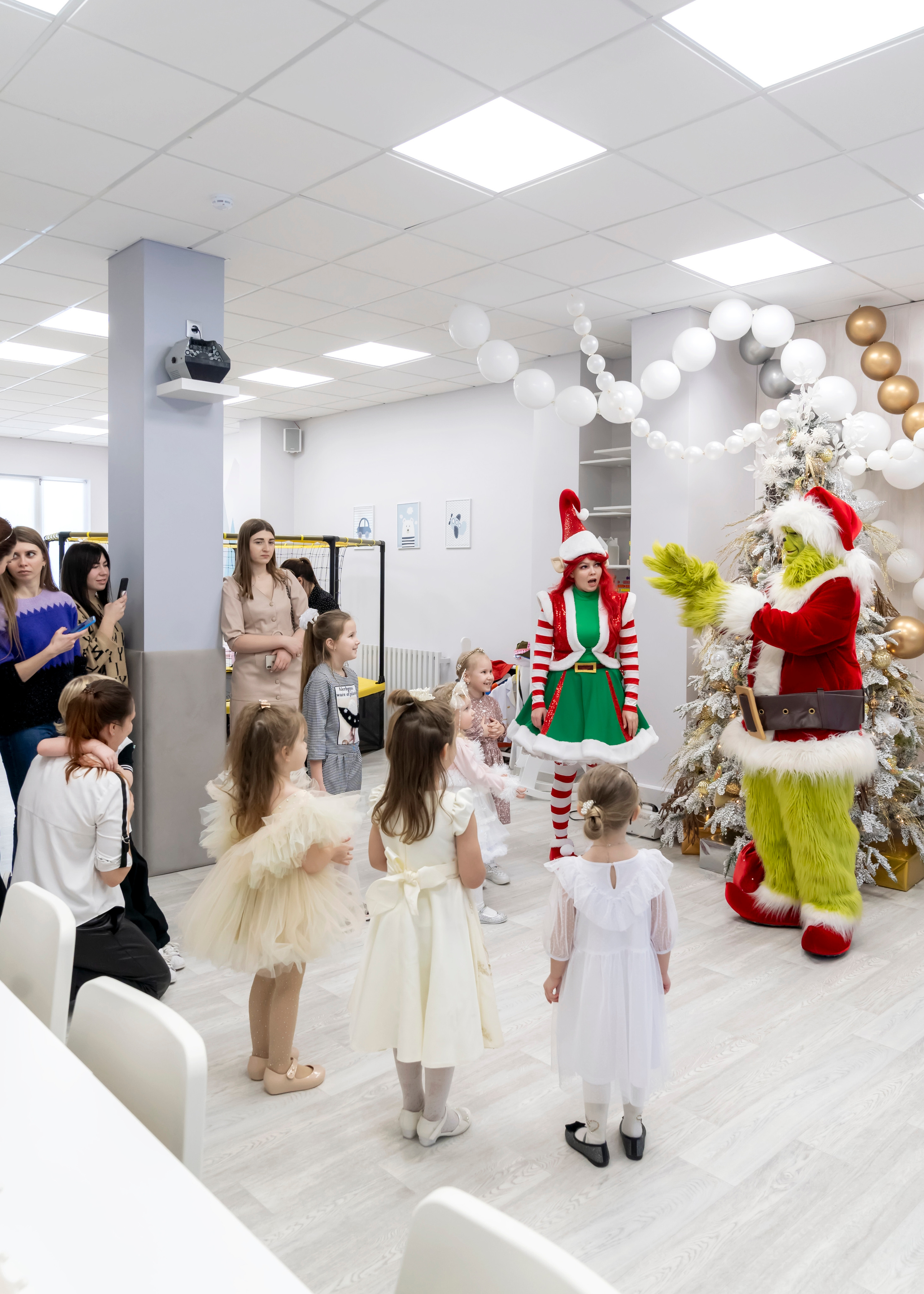 Утренник в Домми. Главная