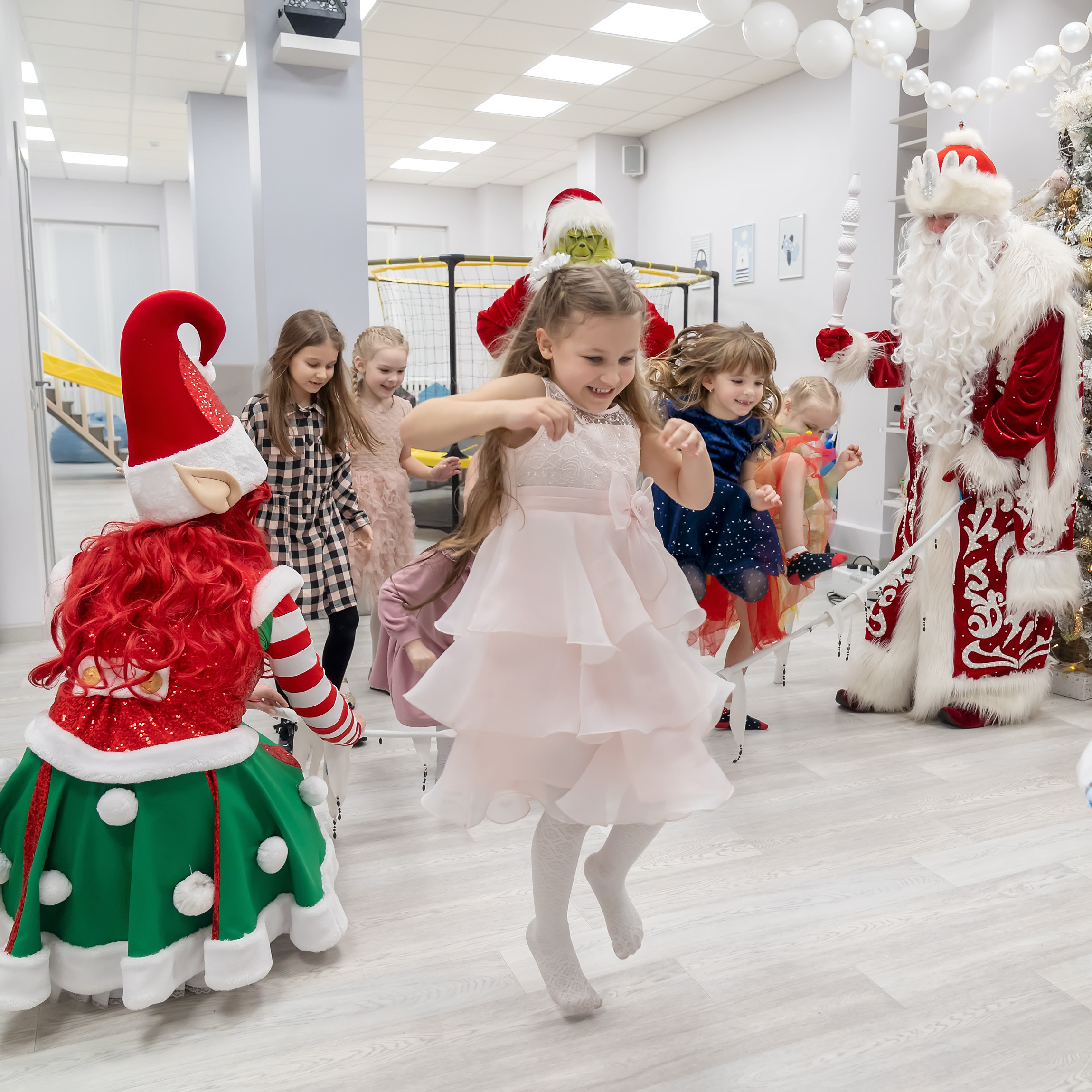 Утренник в Домми. Главная