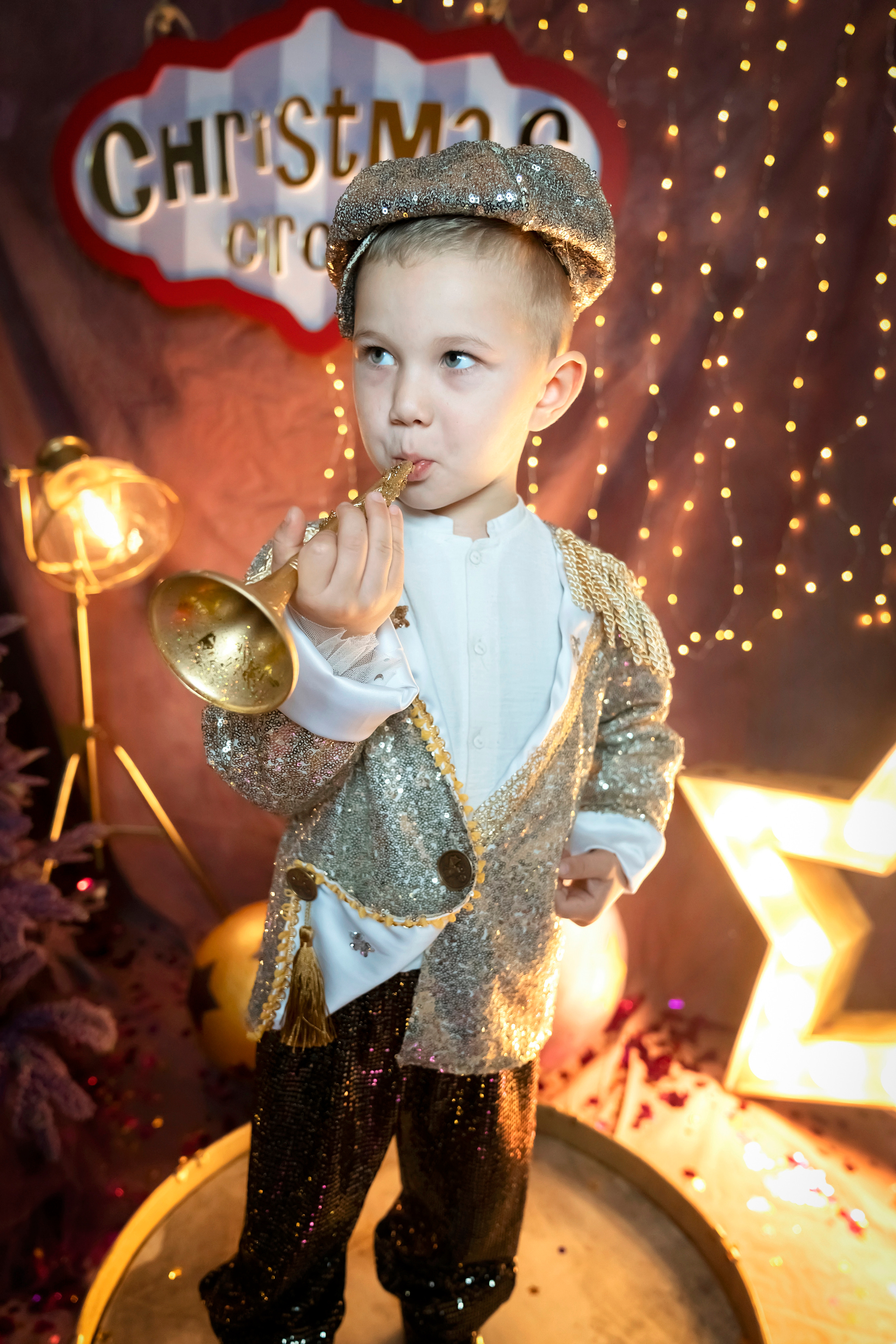 Новогодний цирк!. Главная