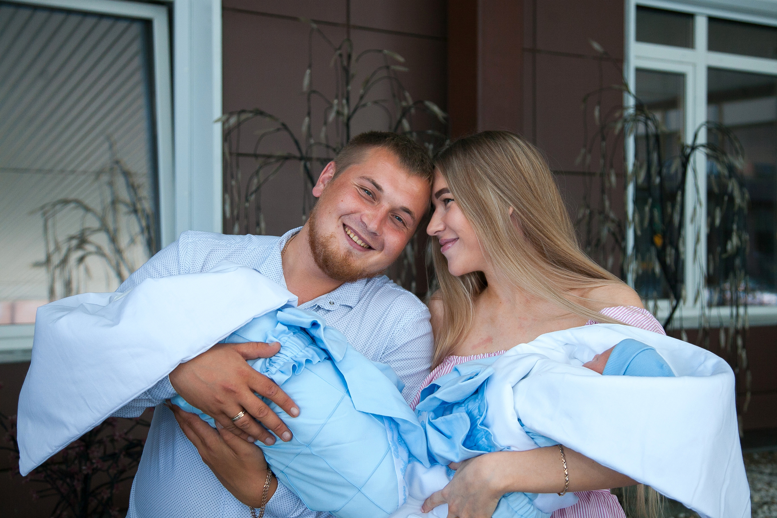 Выписка из роддома. Свадебный, семейный и детский фотограф в Иркутске Жанат Уразгалиев