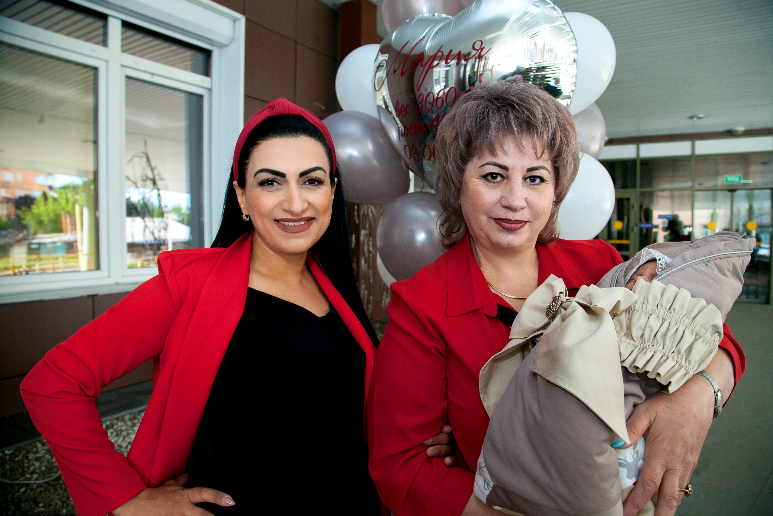 Выписка из роддома. Свадебный, семейный и детский фотограф в Иркутске Жанат Уразгалиев