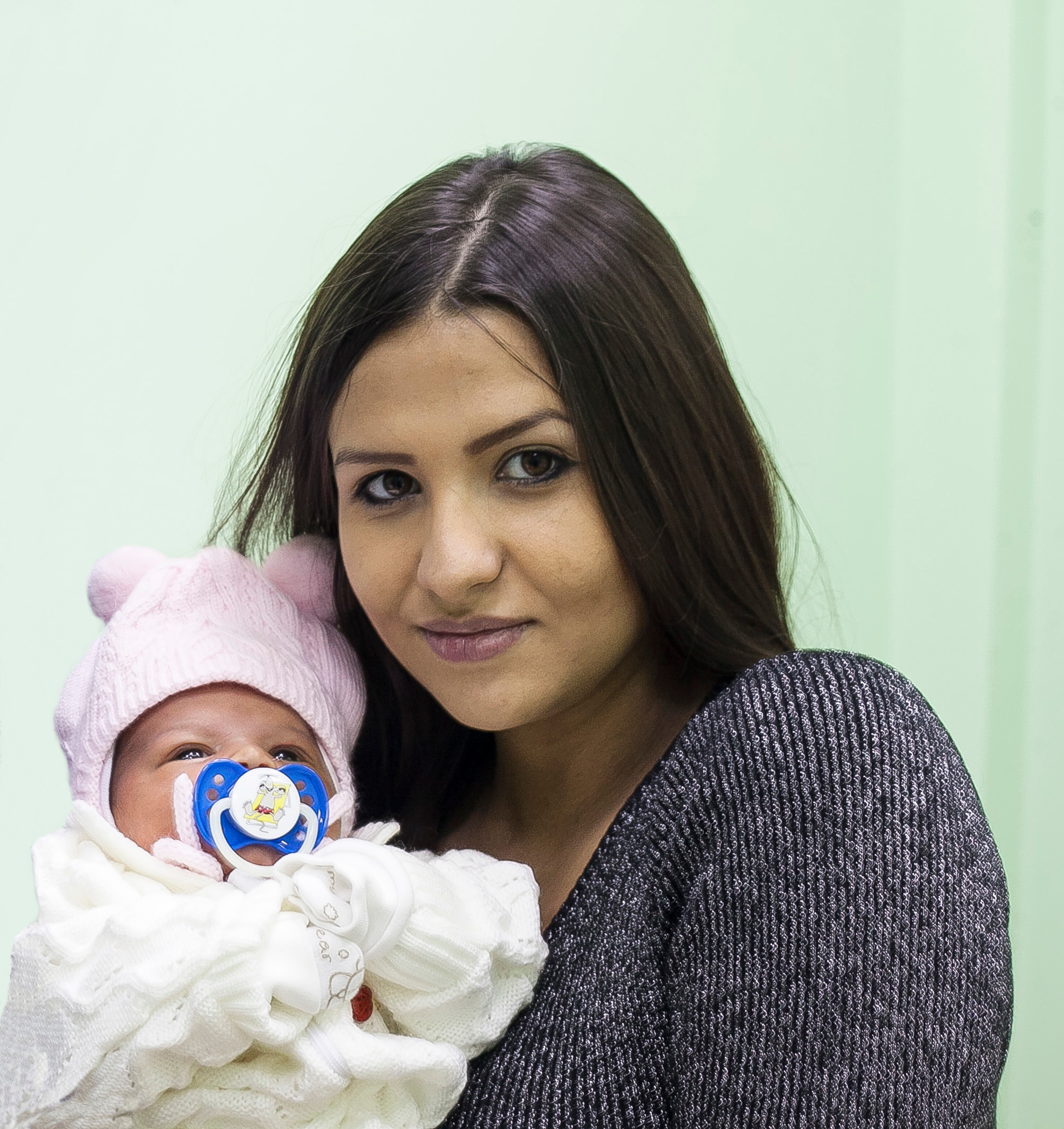 Выписка из роддома. Свадебный, семейный и детский фотограф в Иркутске Жанат Уразгалиев