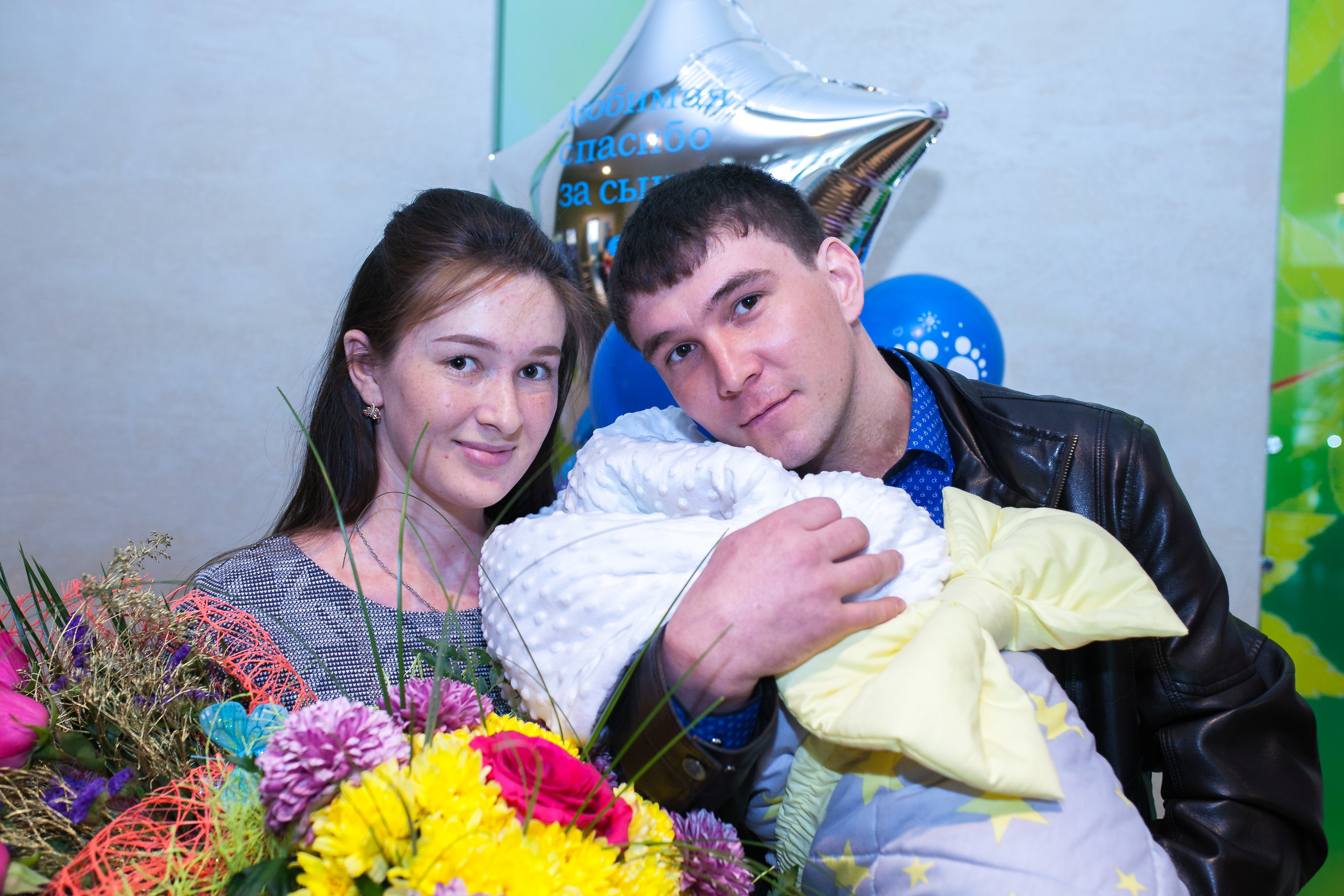 Выписка из роддома. Свадебный, семейный и детский фотограф в Иркутске Жанат Уразгалиев