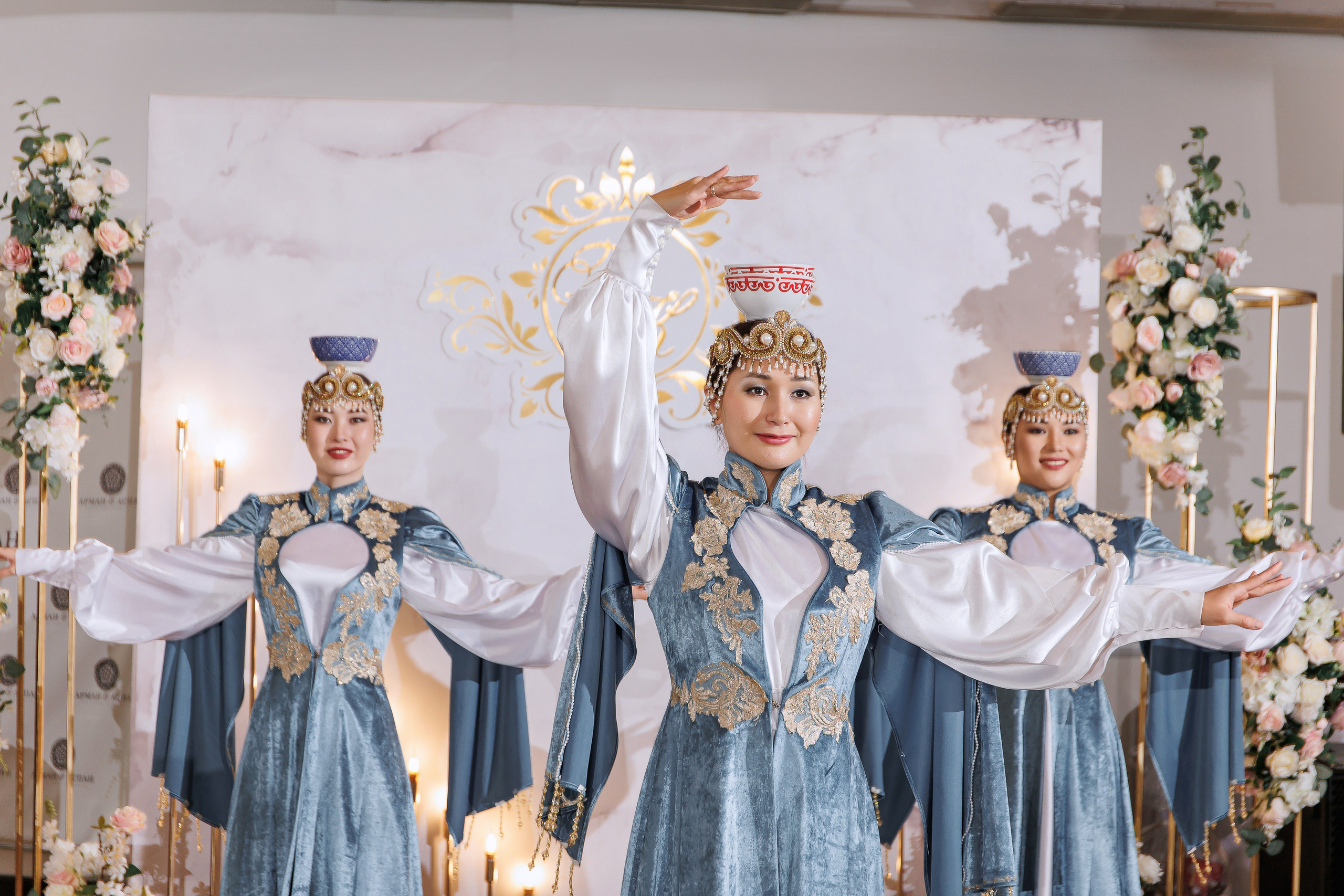 Karina & Bagdat. Anne Miller | Photographer