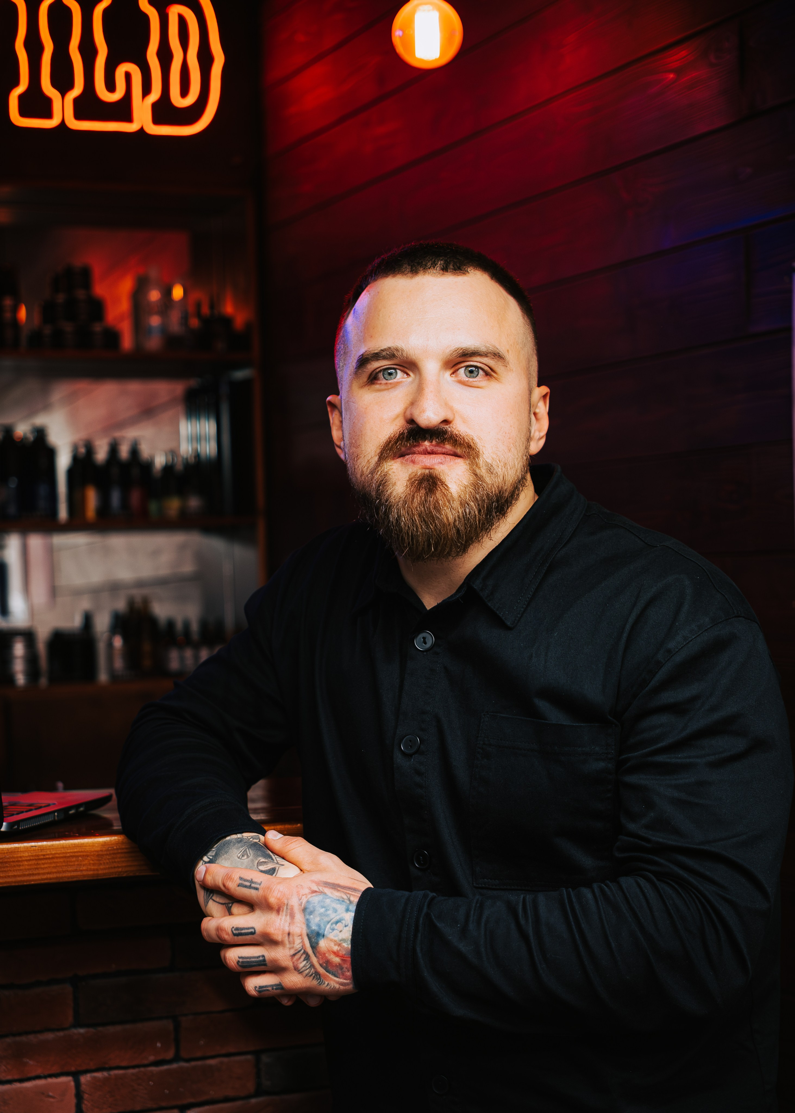 Контент-съемка барбершоп OLDBOY. Коммерческий и Портретный Фотограф Симферополь Крым Максим Махо