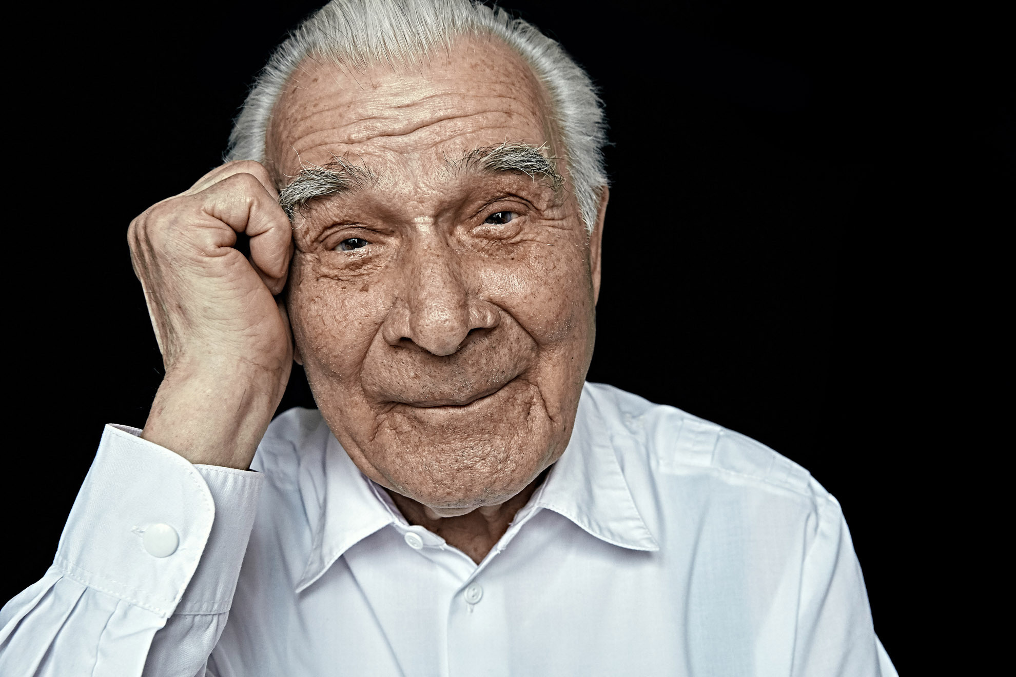 AGE OF POWER. Yulia Otroschenko