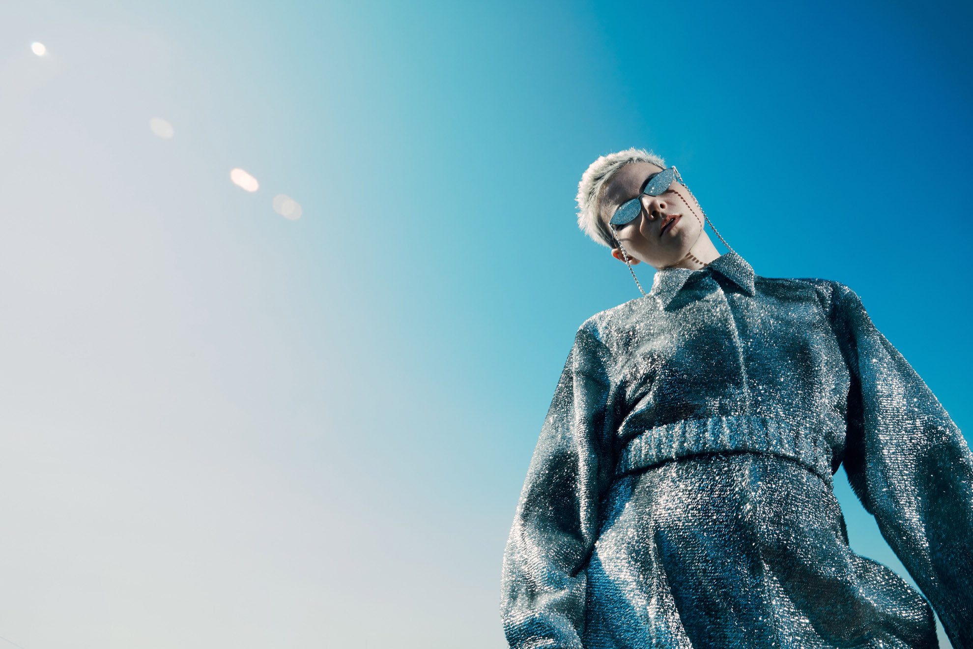 DARK TIMES, BRIGHT LIGHTS. Yulia Otroschenko