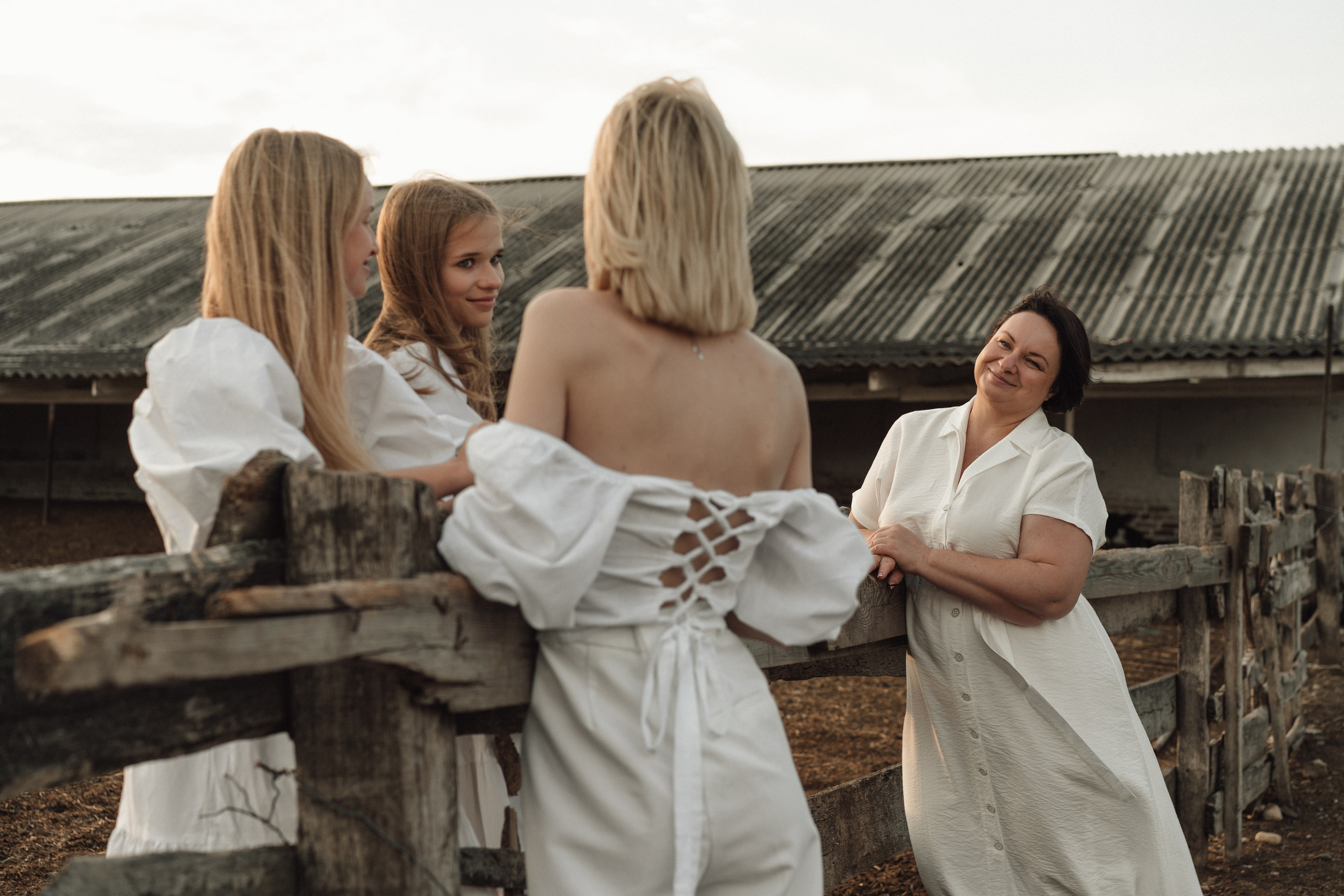 ТРИ ДОЧЕРИ-ЭТО ТРИ НЕЖНОСТИ, ТРИ РАДОСТИ И ТРИ ОТРАЖЕНИЯ МАМИНОГО СЕРДЦА. Семейный и детский фотограф Анна Бренч