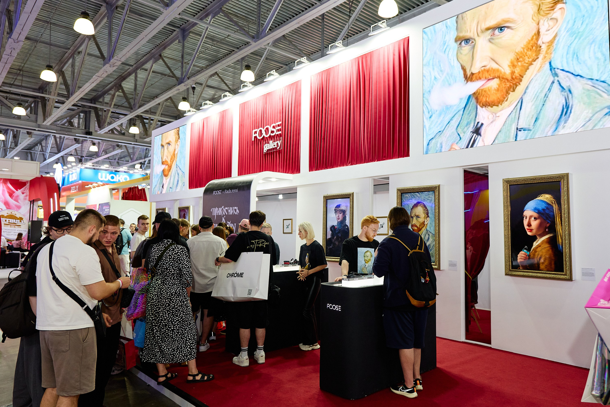 реклама продукции на выставке и стенд компании