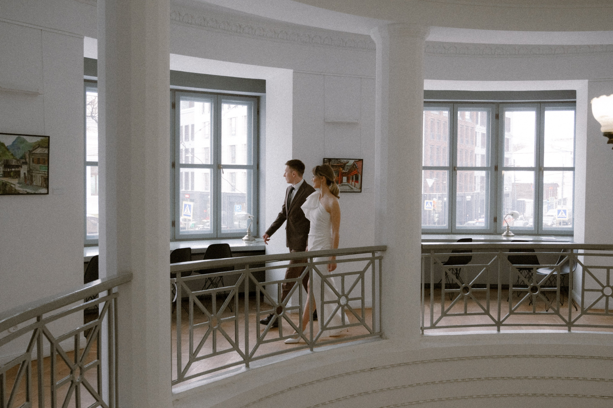 Свадебная прогулка в кинотеатре Рекорд. Свадебный фотограф Нижний Новгород Фатичев Артем