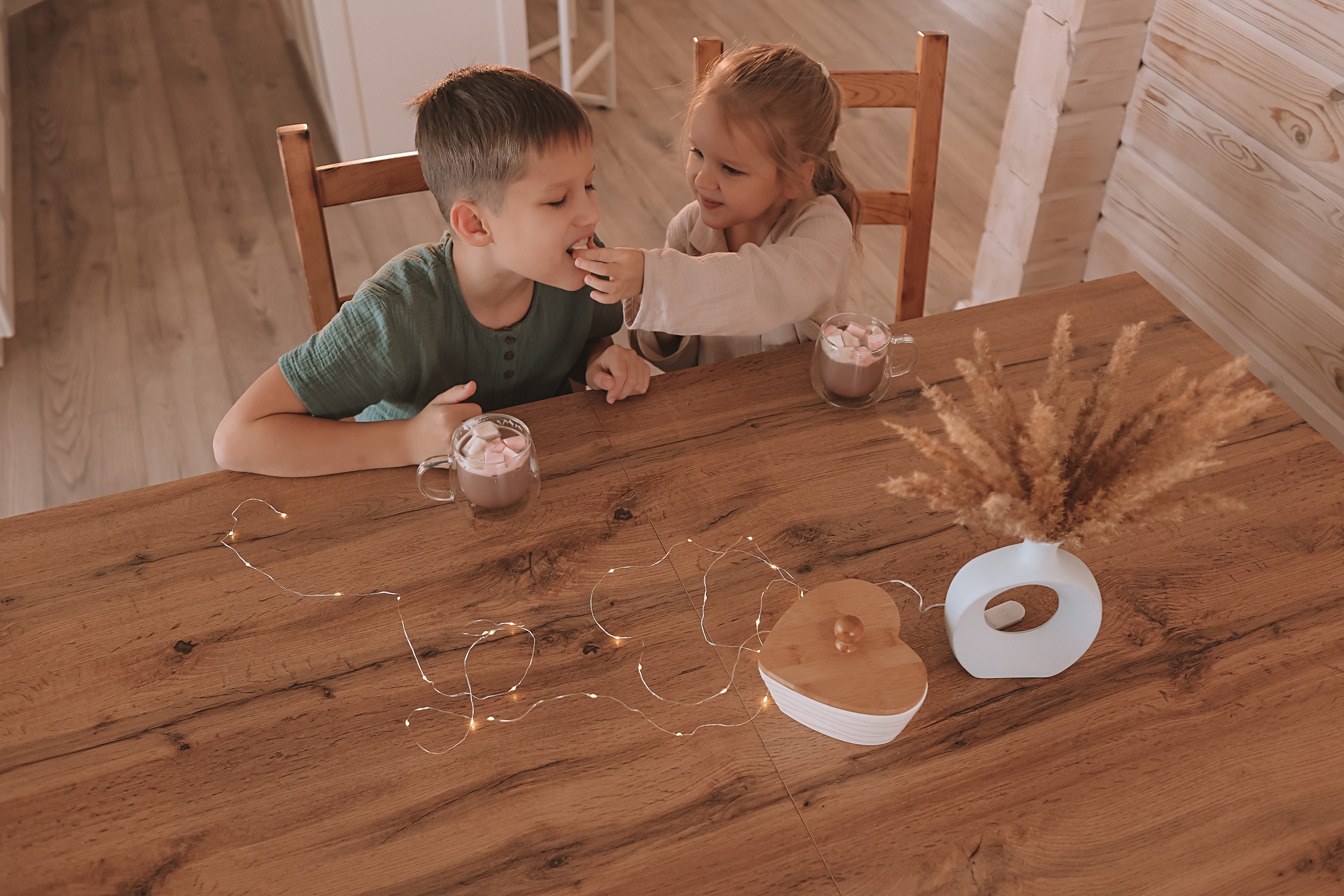 Домашняя. Семейный фотограф Тюмень, фотограф на роды Салмина Мария