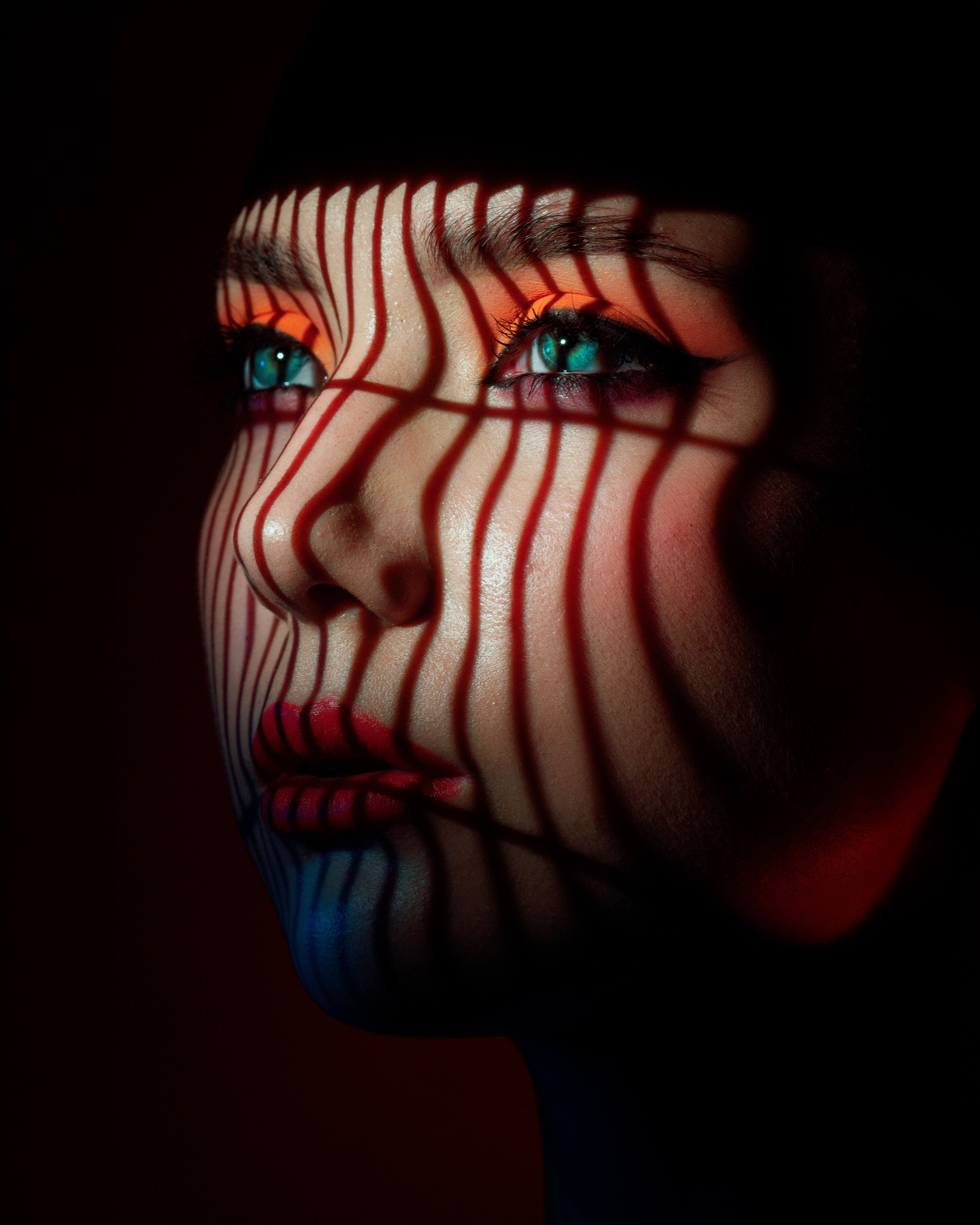 Жанровый портрет. Визуальный дизайнер из Санкт-Петербурга Айси Клусова