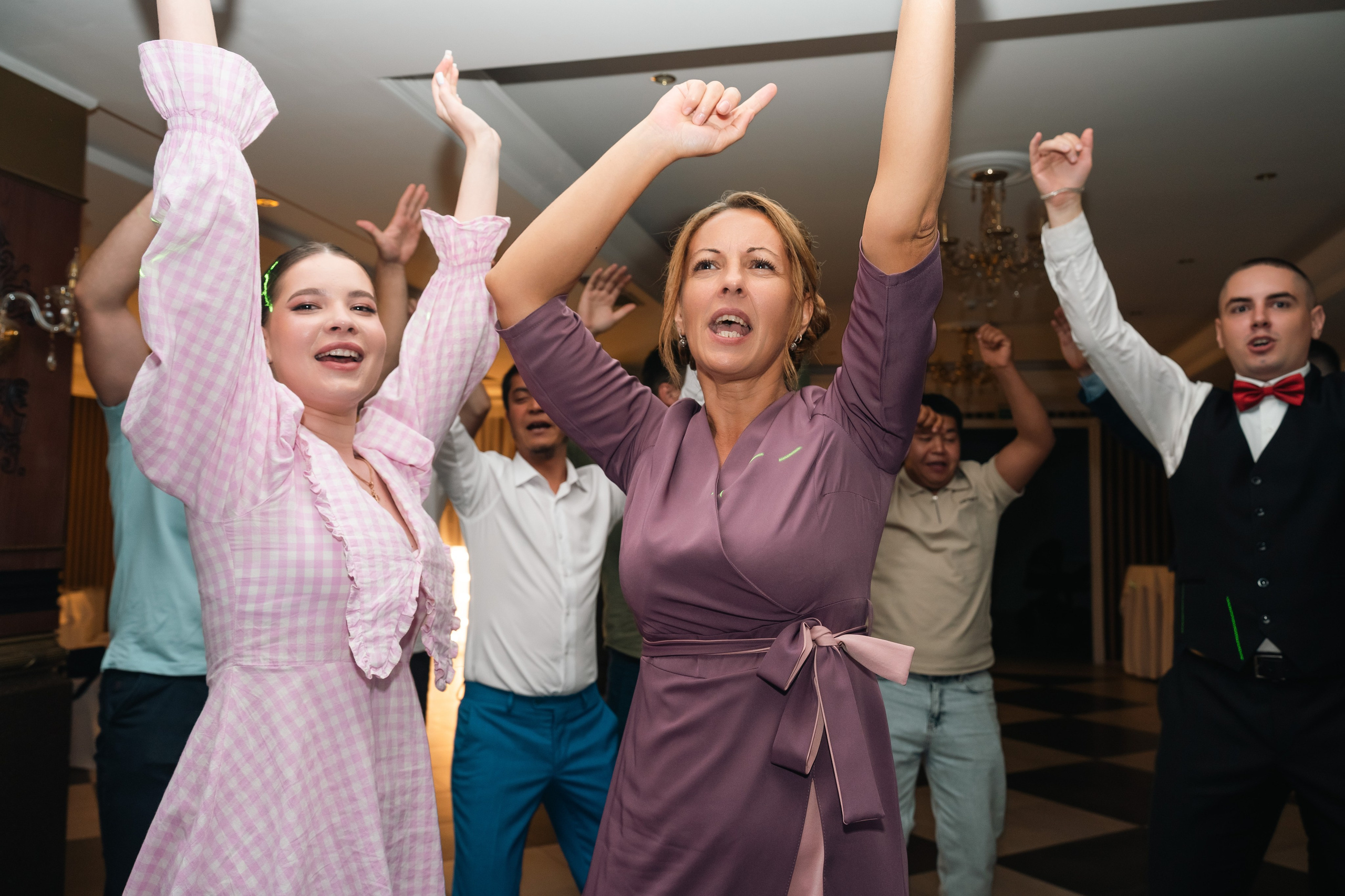 Василий и Ангелина. Фотограф и видеограф Олег Игнатов | Свадьбы, Love Story, реклама и корпоративы — Красноярск