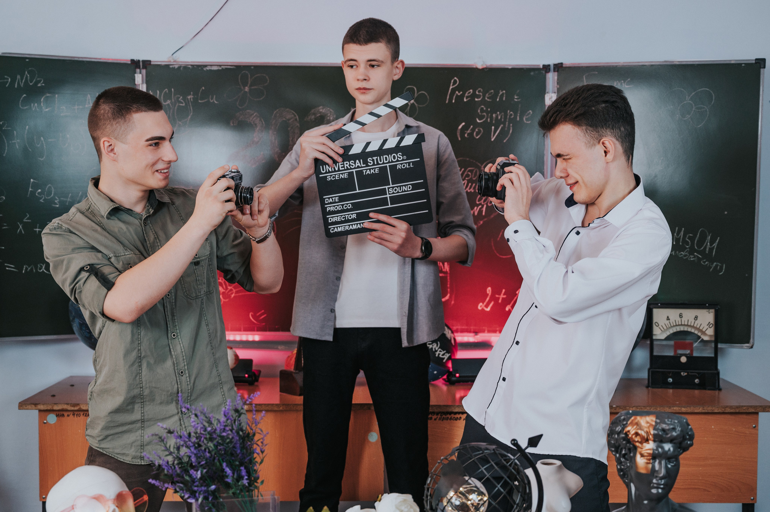 В школе. Выпускные альбомы и Школьный фотограф в Алексеевке, Бирюче, Красном