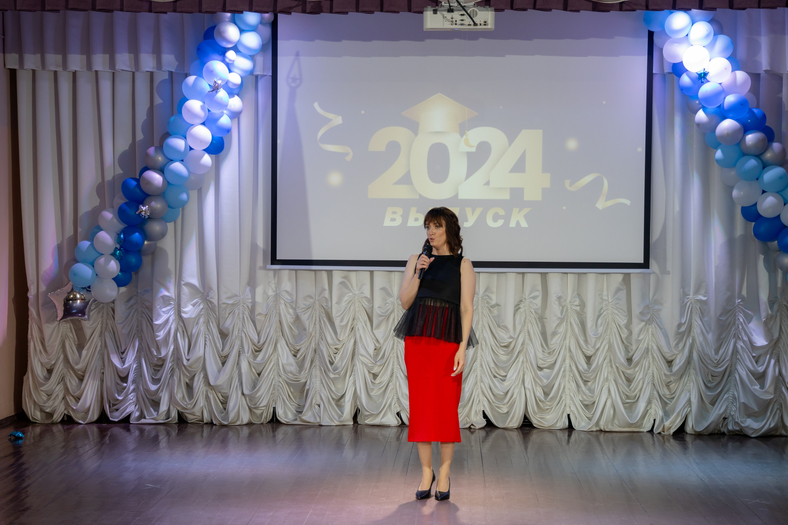 Школьный выпускной 2024 год в Соколе (Минск). Свадебный фотограф в Минске/Беларуси Сергей Спиридонов