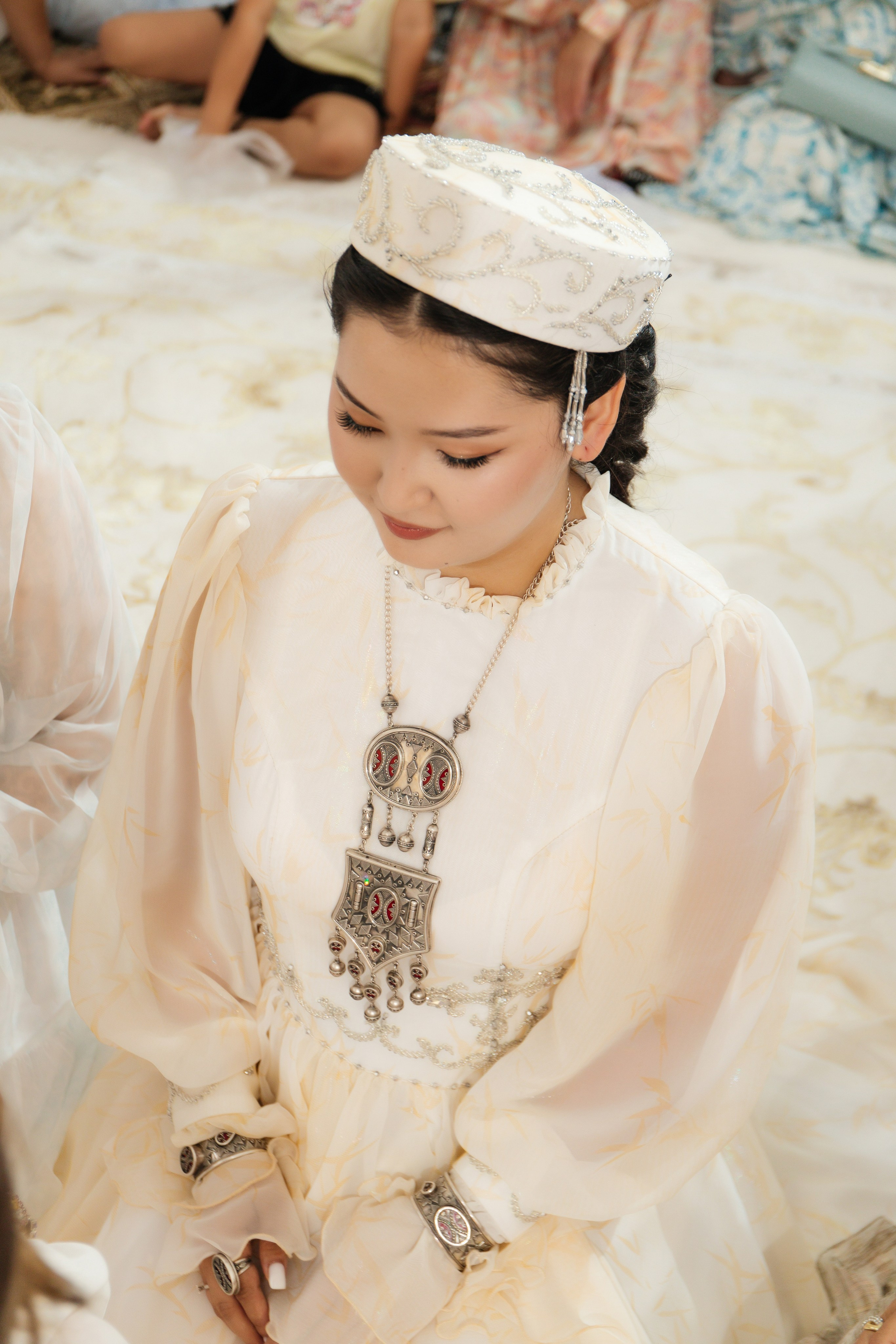 Aynur — syrğa salu. Wedding and Love story Photographer