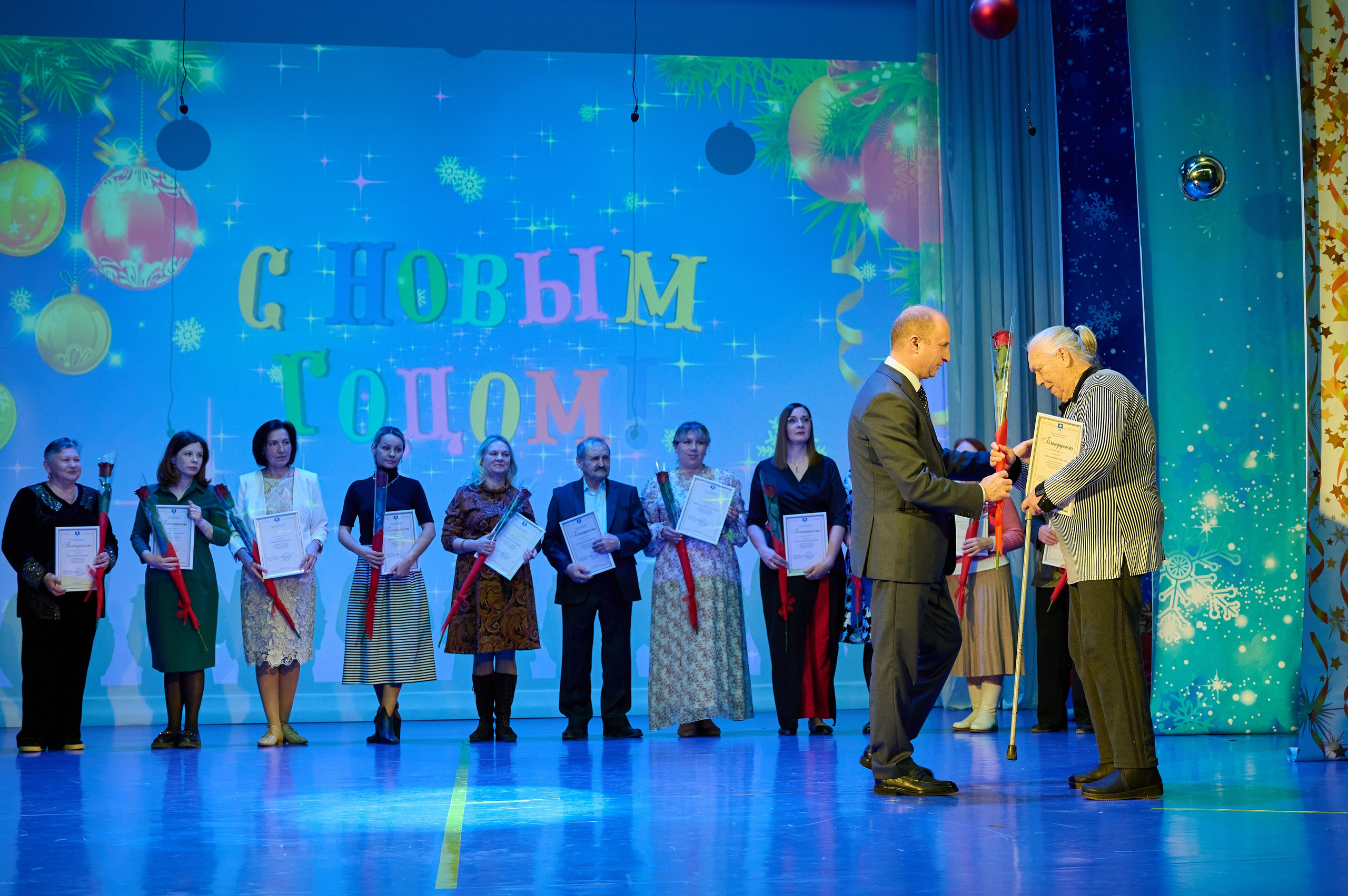 НГ концерт в Марьиной роще. Жизнь курорта Кабардинка в фотографиях