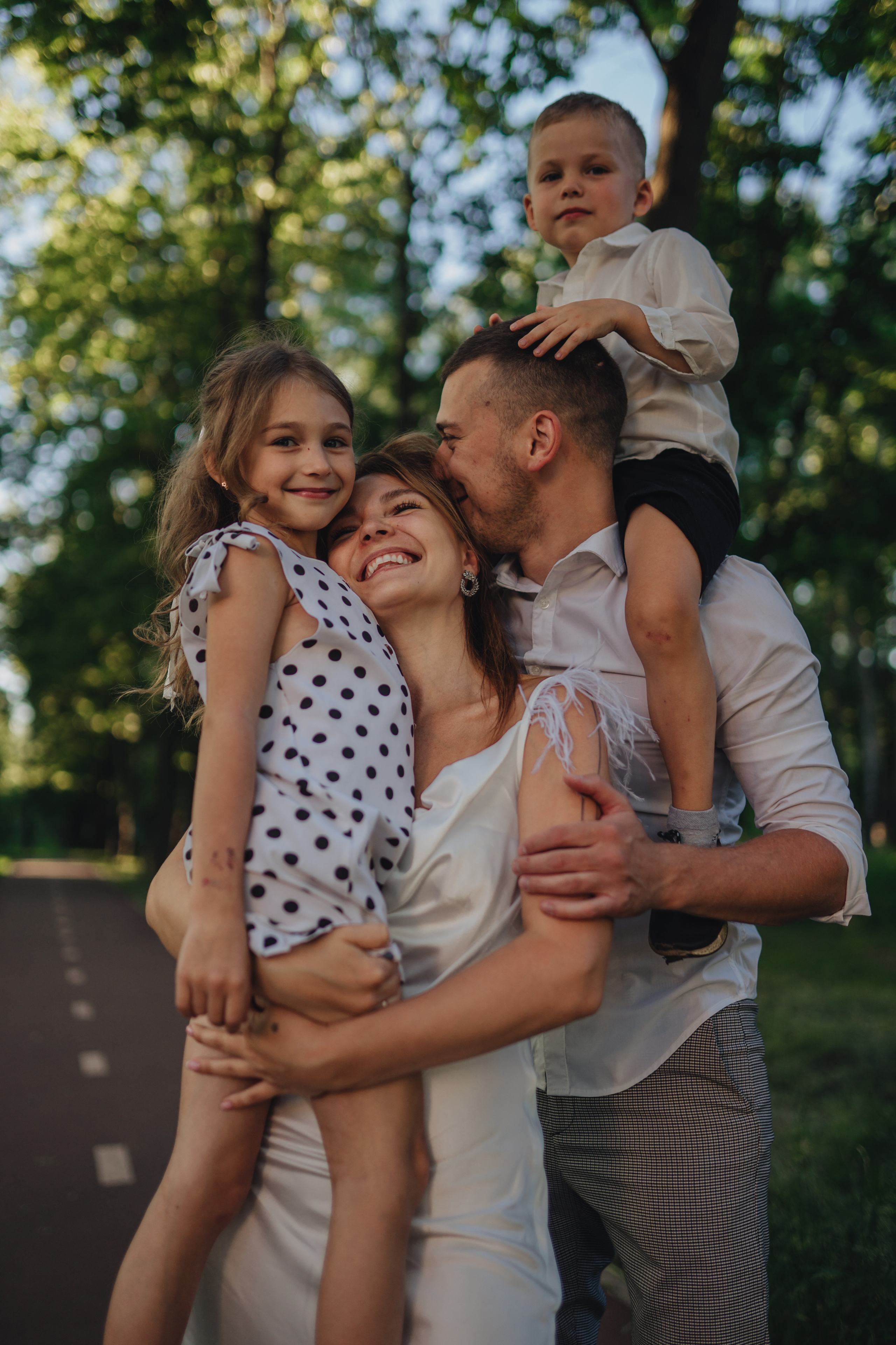 Семейная съемка в Ивантеевке, Love story в г. Мытищи. Свадебный фотограф в г. Москва, МО Гороза Алена