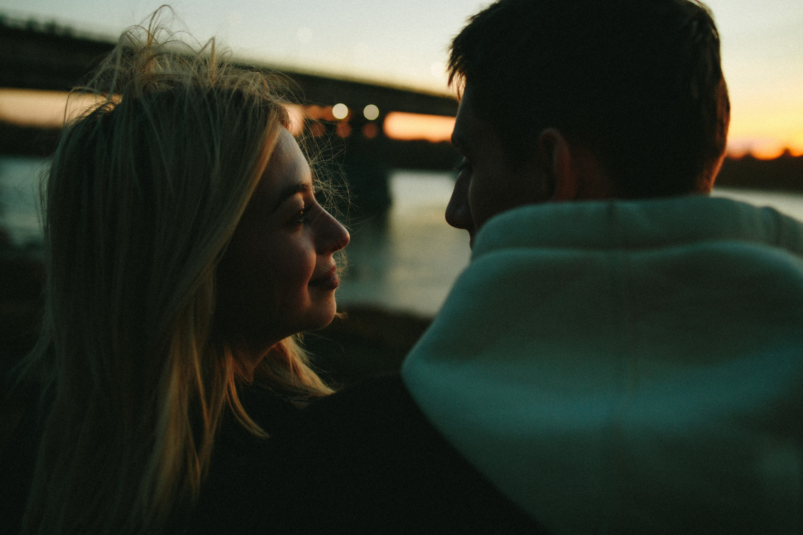 Прогулки по ночному городу. Lifestyle семейный и детский фотограф в Омске Иванова Екатерина