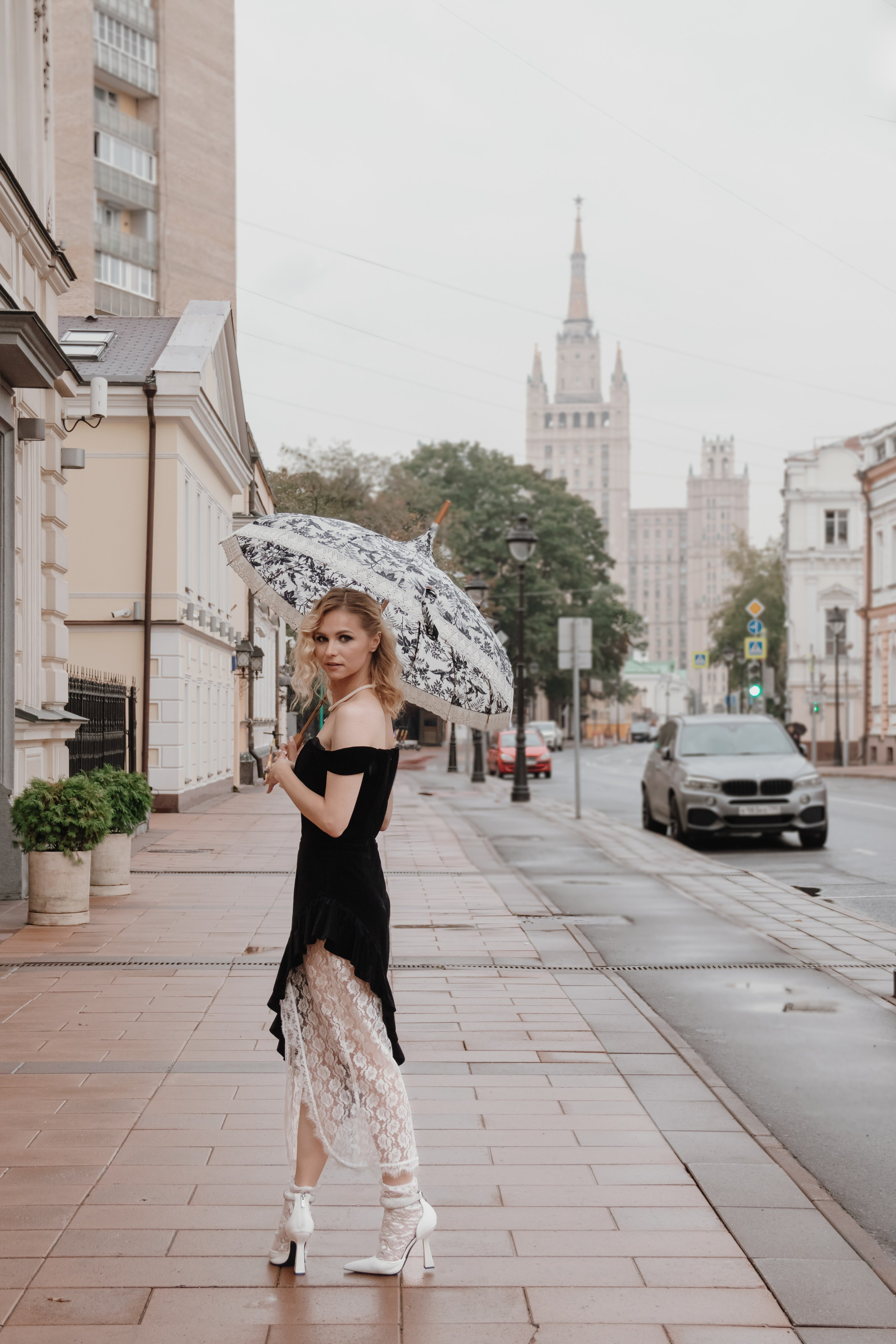 Under umbrella. Наталия Фролова. Фотограф. Москва