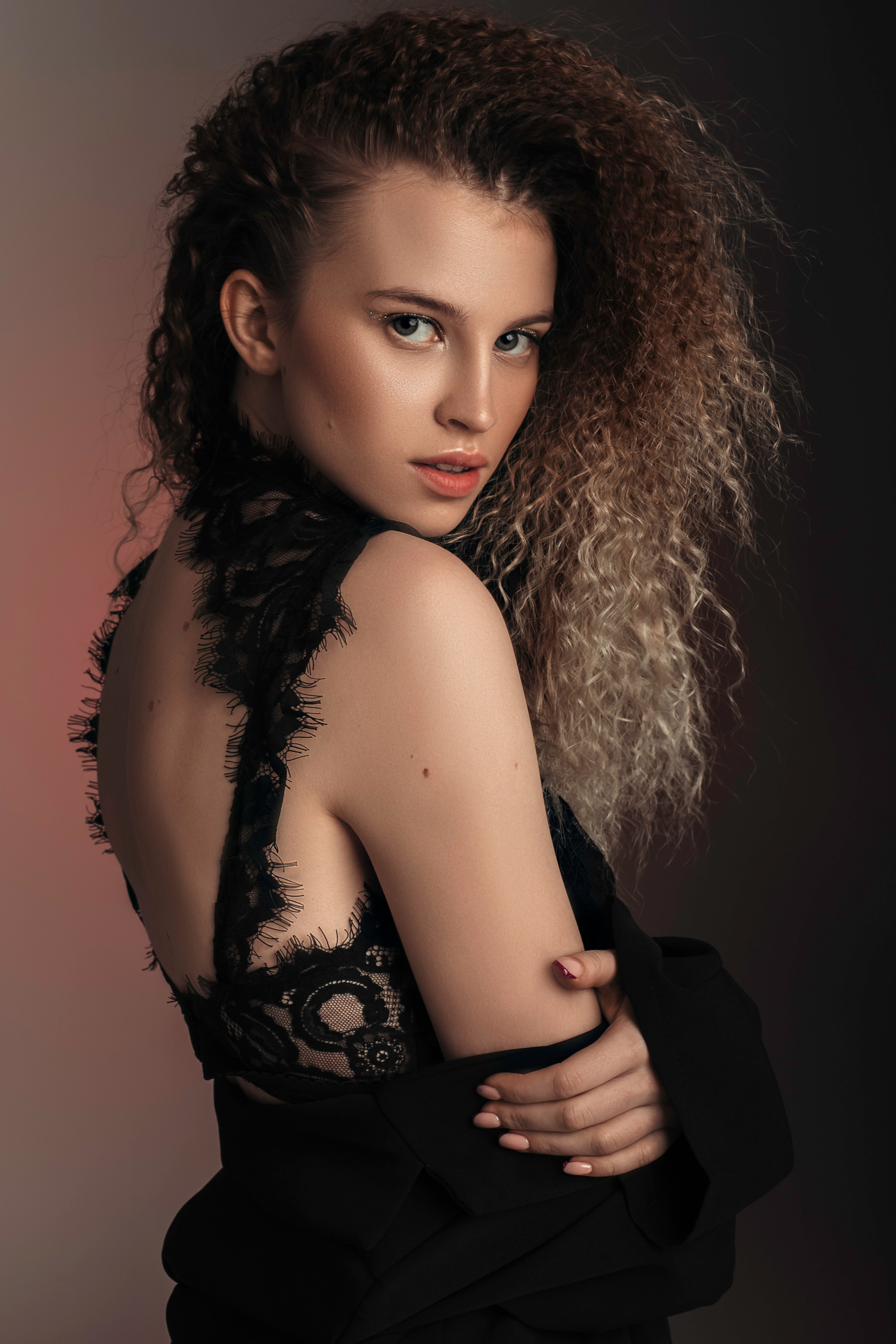 Женский портрет. Фотограф беременности в Воскресенске Анна Кольцова