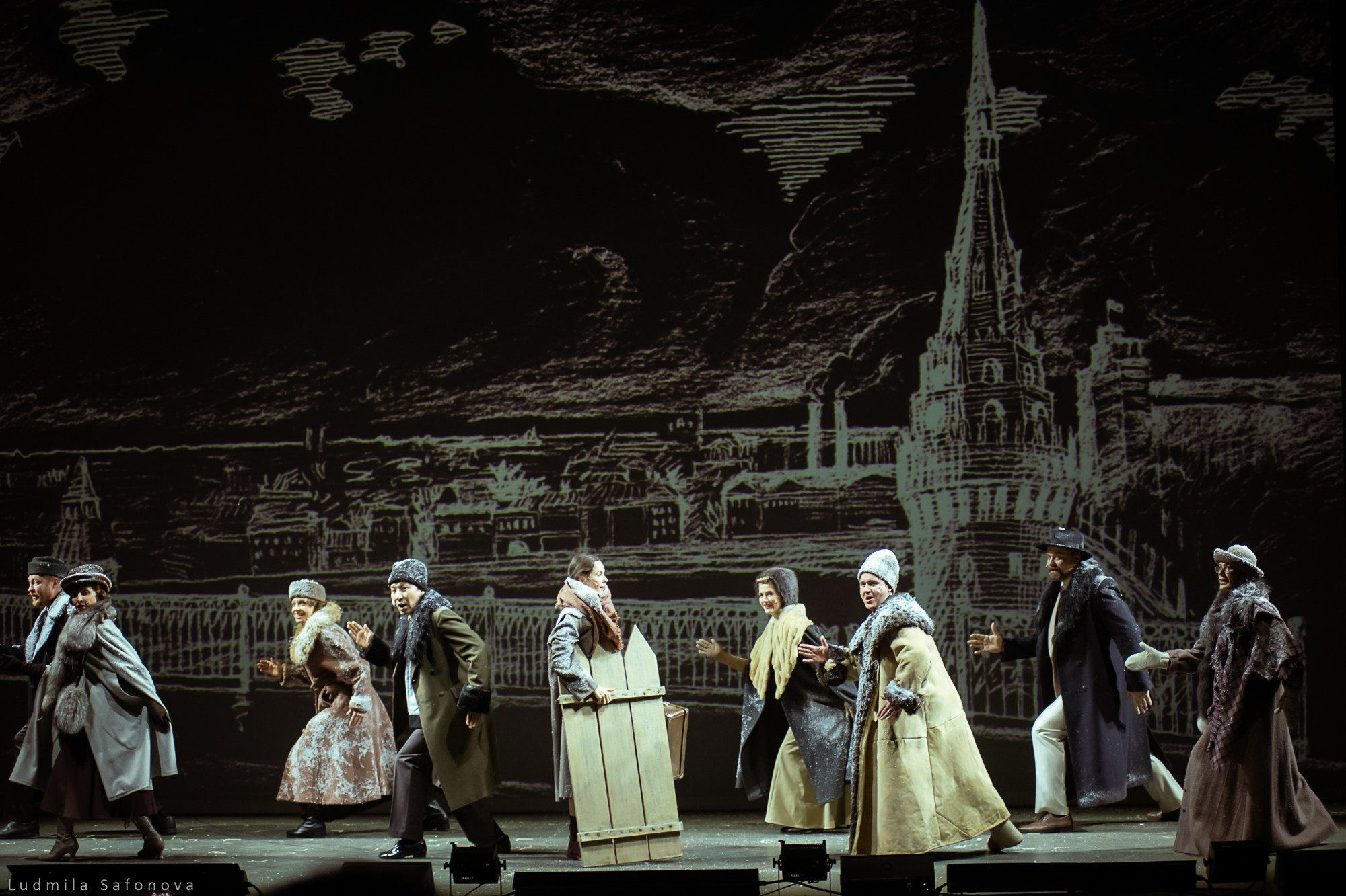 Весёлые ребята, театр на Таганке. Lucytheatre