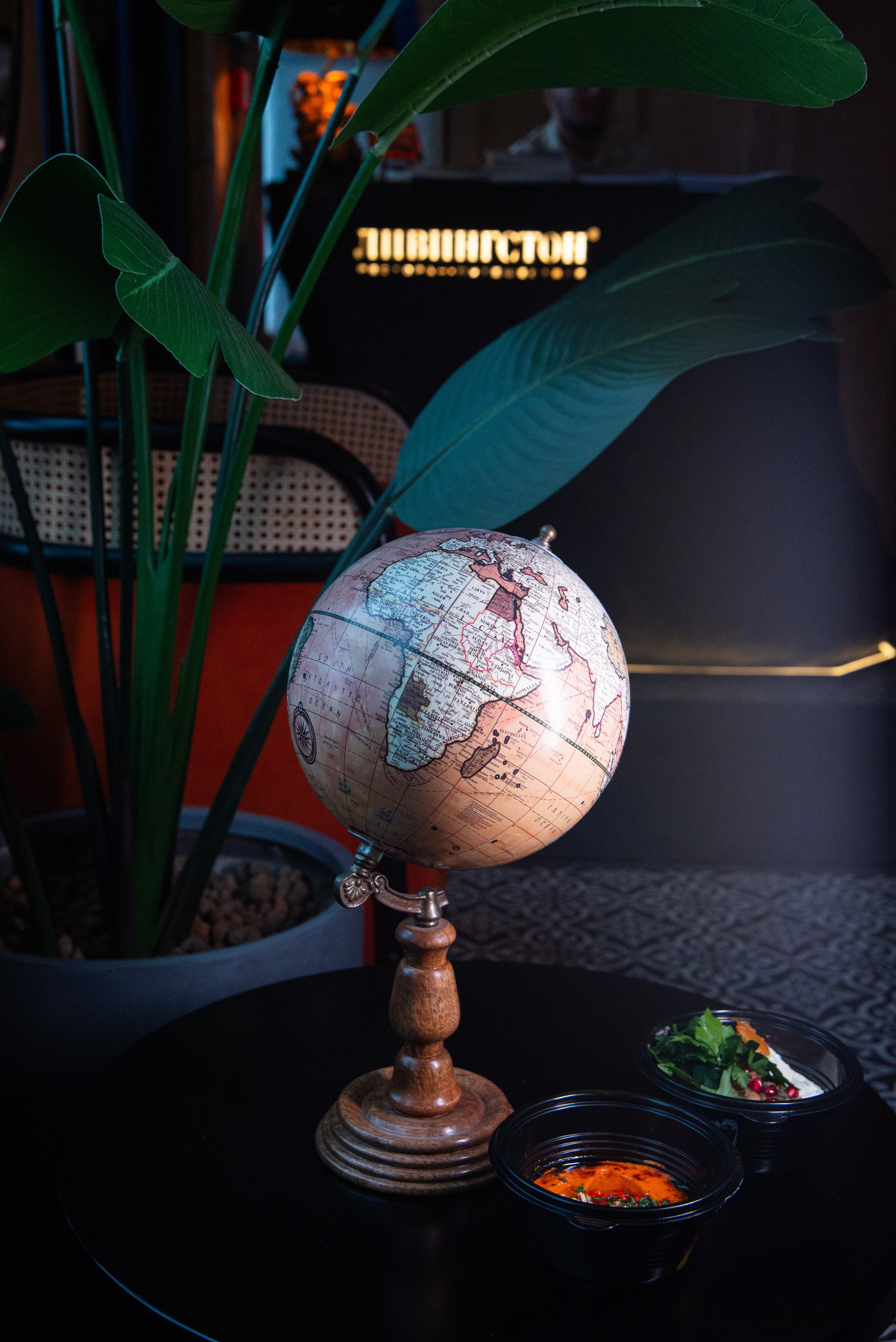 Контент и визуал для ресторана Ливингстон. Ксения Glossa. Портретный и репортажный фотограф в Самаре