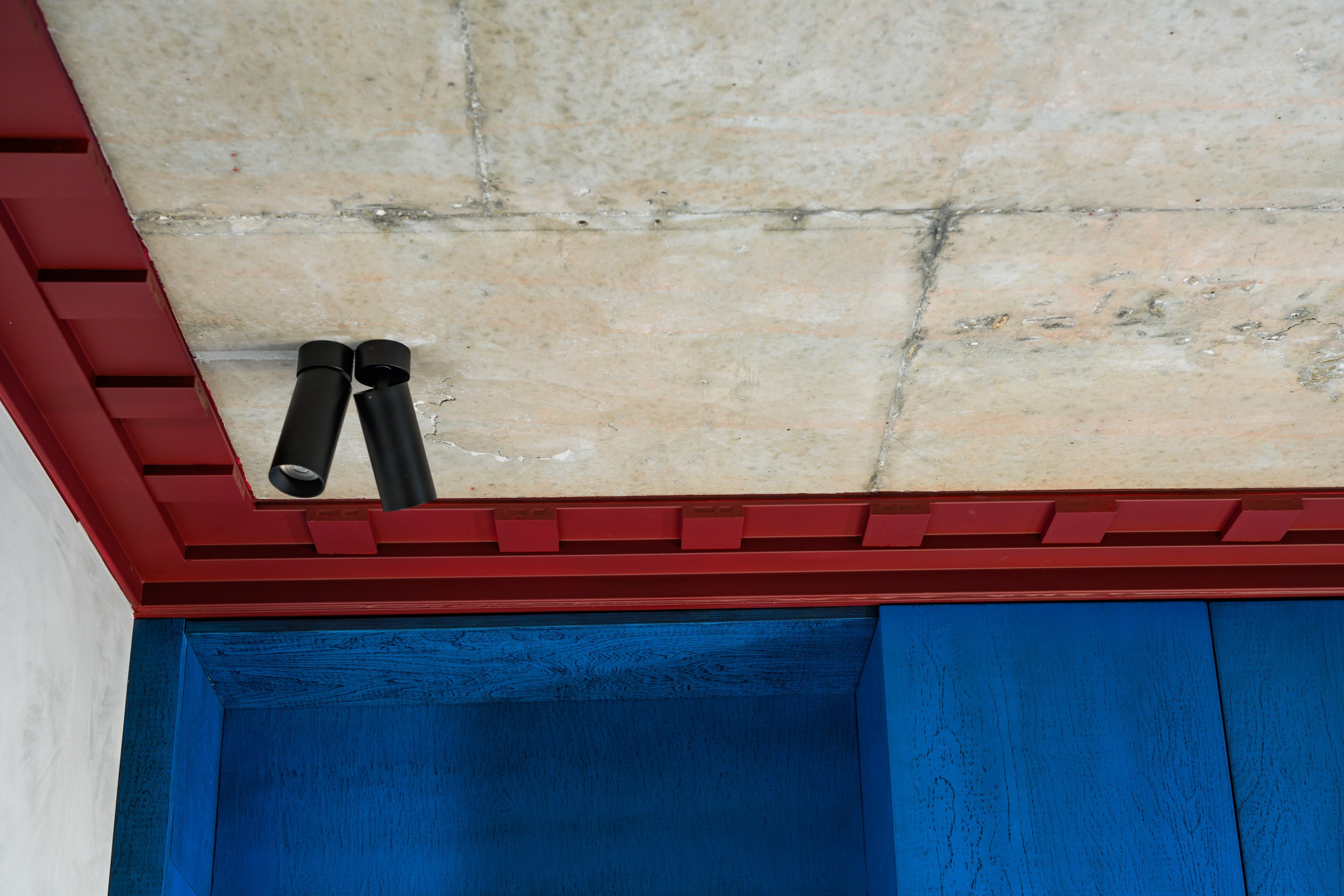 Шкаф для НТВ телепрограмма «Квартирный вопрос». Пространство