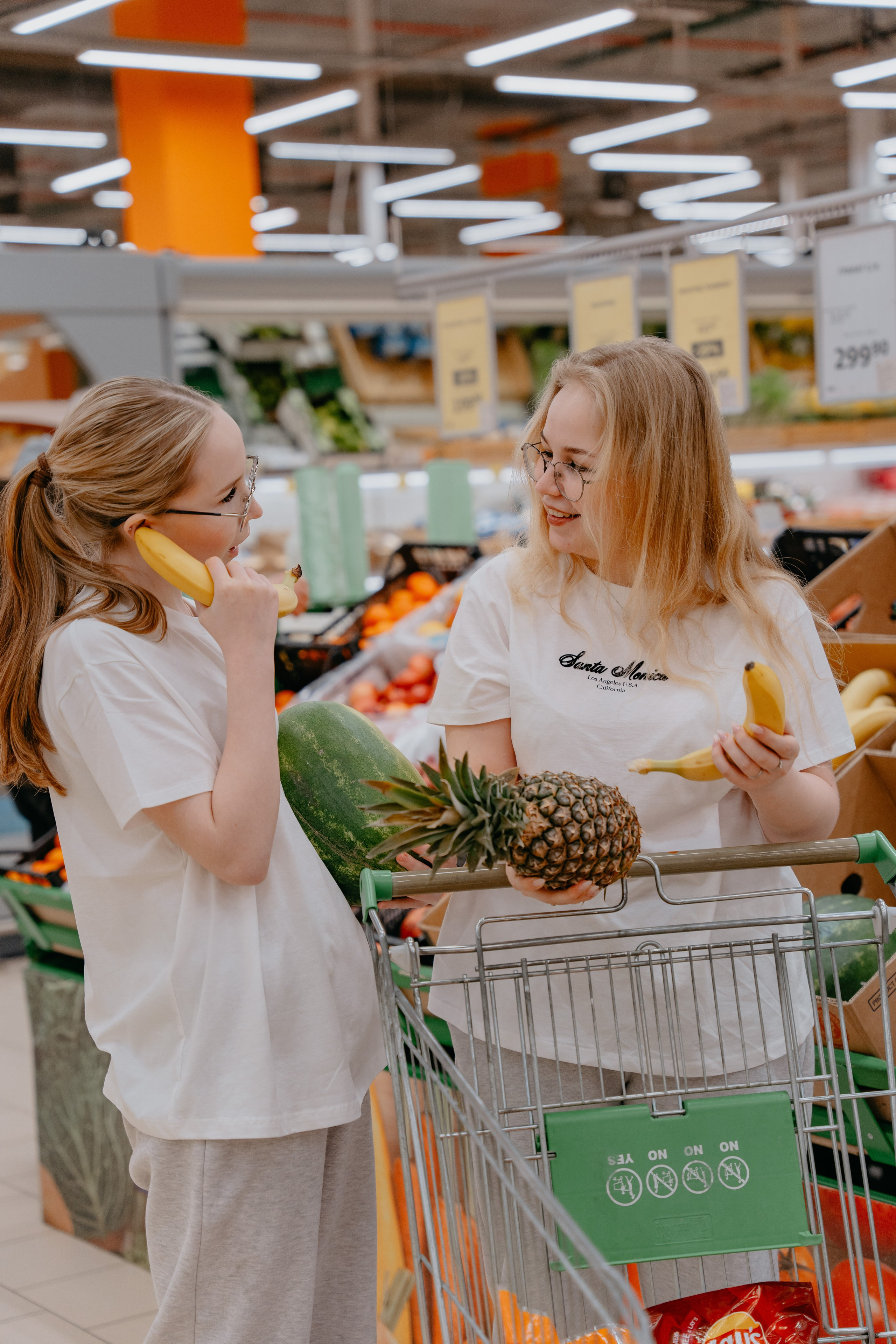 Поехали в ТЦ?