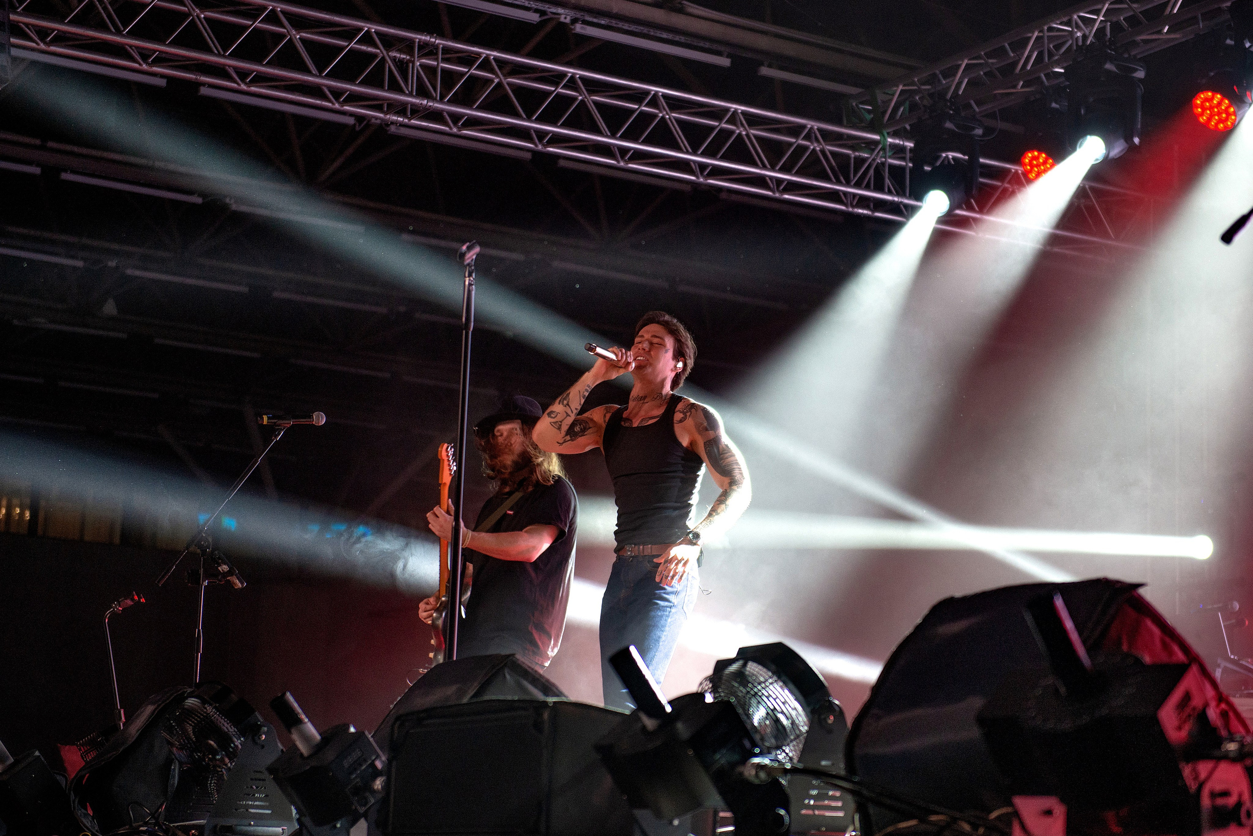 Концерт Хolidayboy. Школьный, фэшн фотограф в Тюмени и в России Ирина Королева