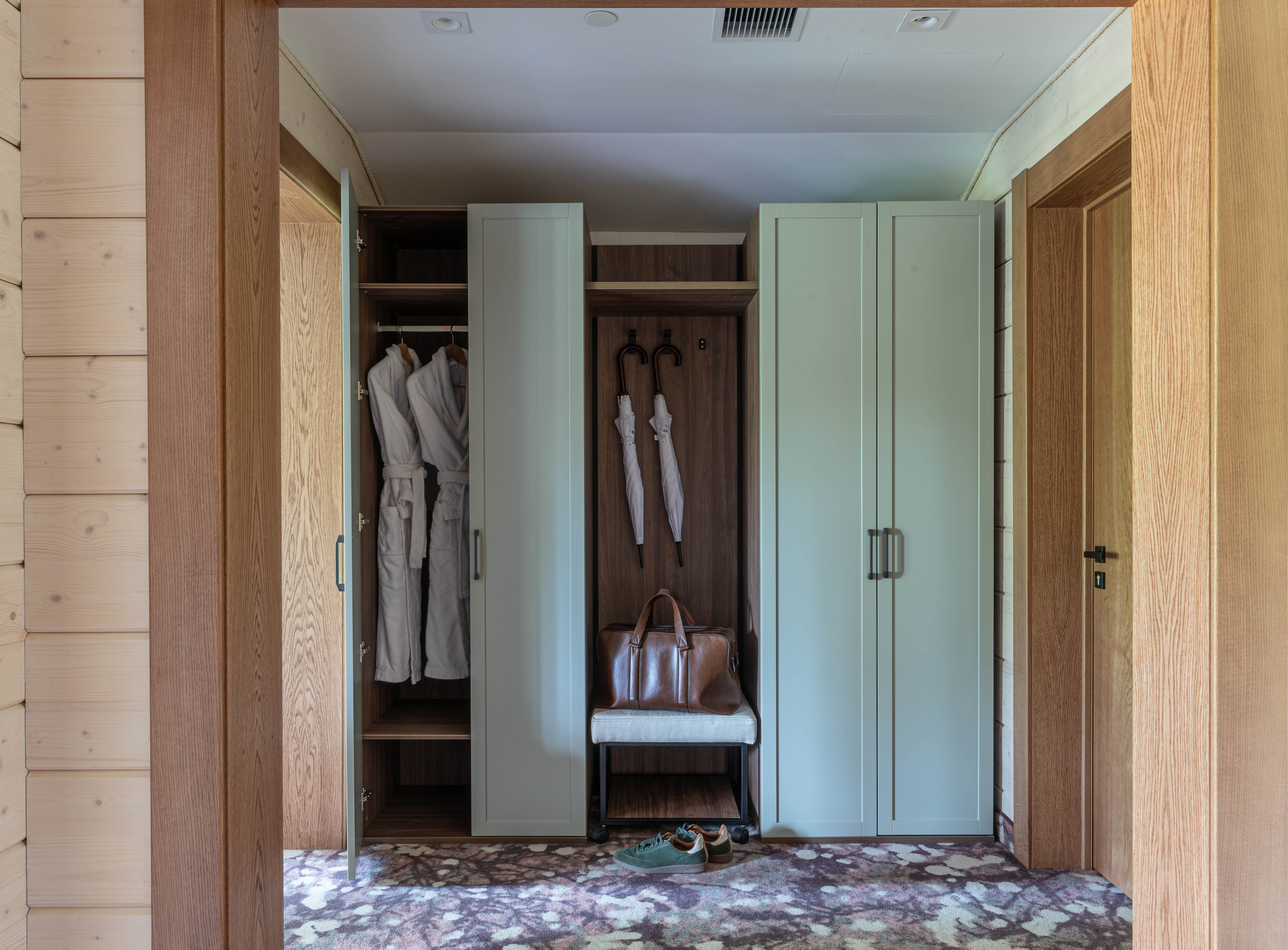 Emerald Forest by Cosmos Hotel Group. Interior & architecture photographer