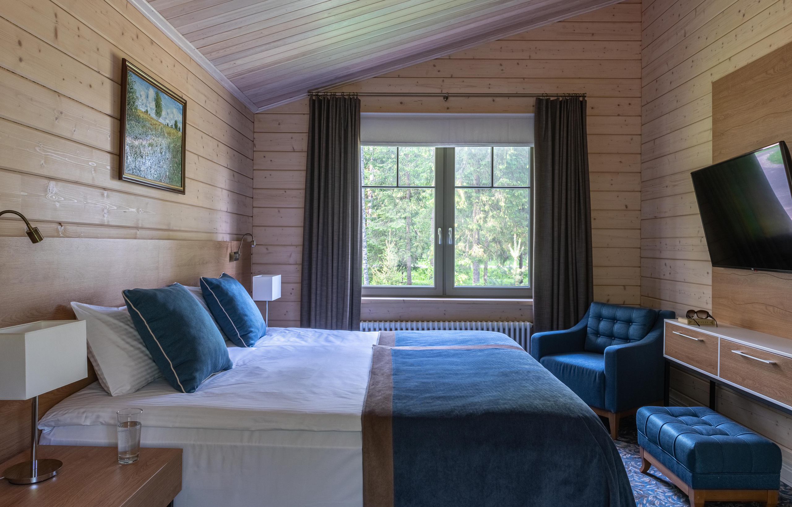 Emerald Forest by Cosmos Hotel Group. Interior & architecture photographer