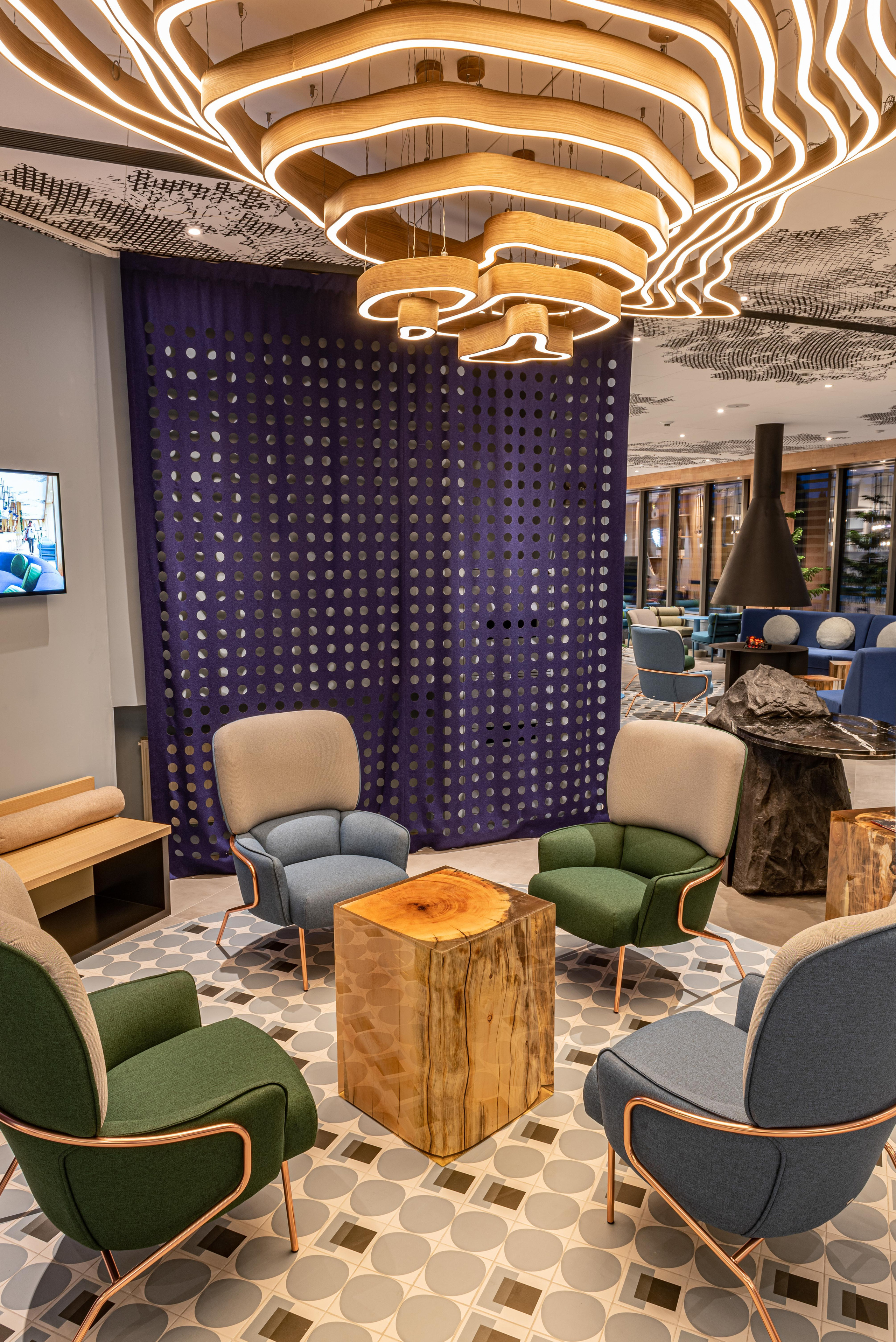 Kogalym SMART by Cosmos Hotel Group. Interior & architecture photographer