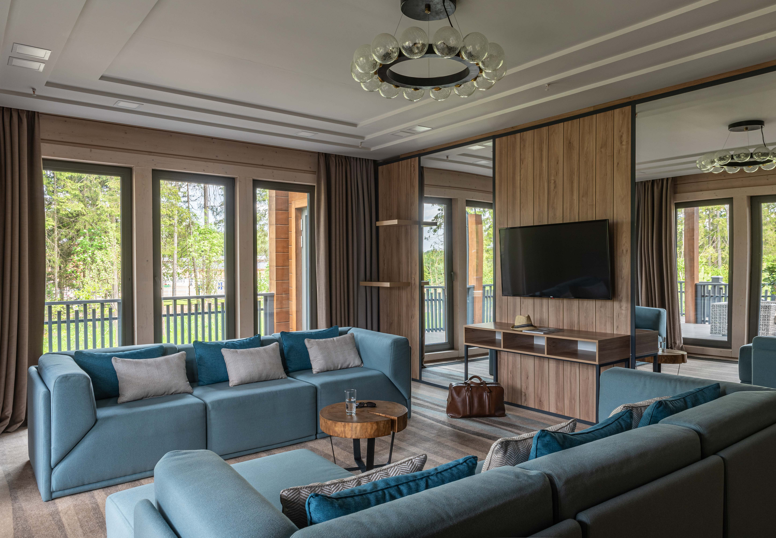 Emerald Forest by Cosmos Hotel Group. Interior & architecture photographer