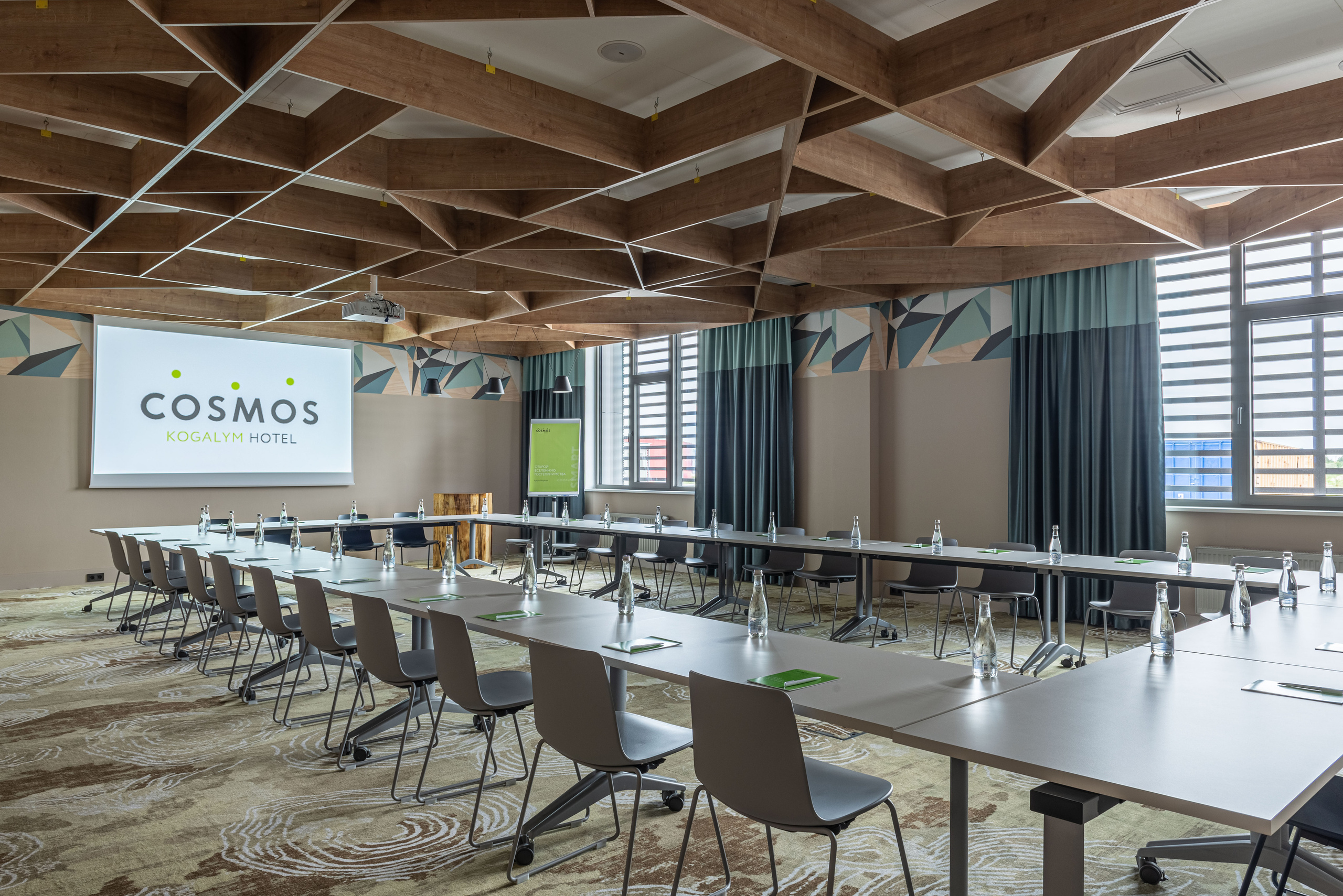 Kogalym SMART by Cosmos Hotel Group. Interior & architecture photographer