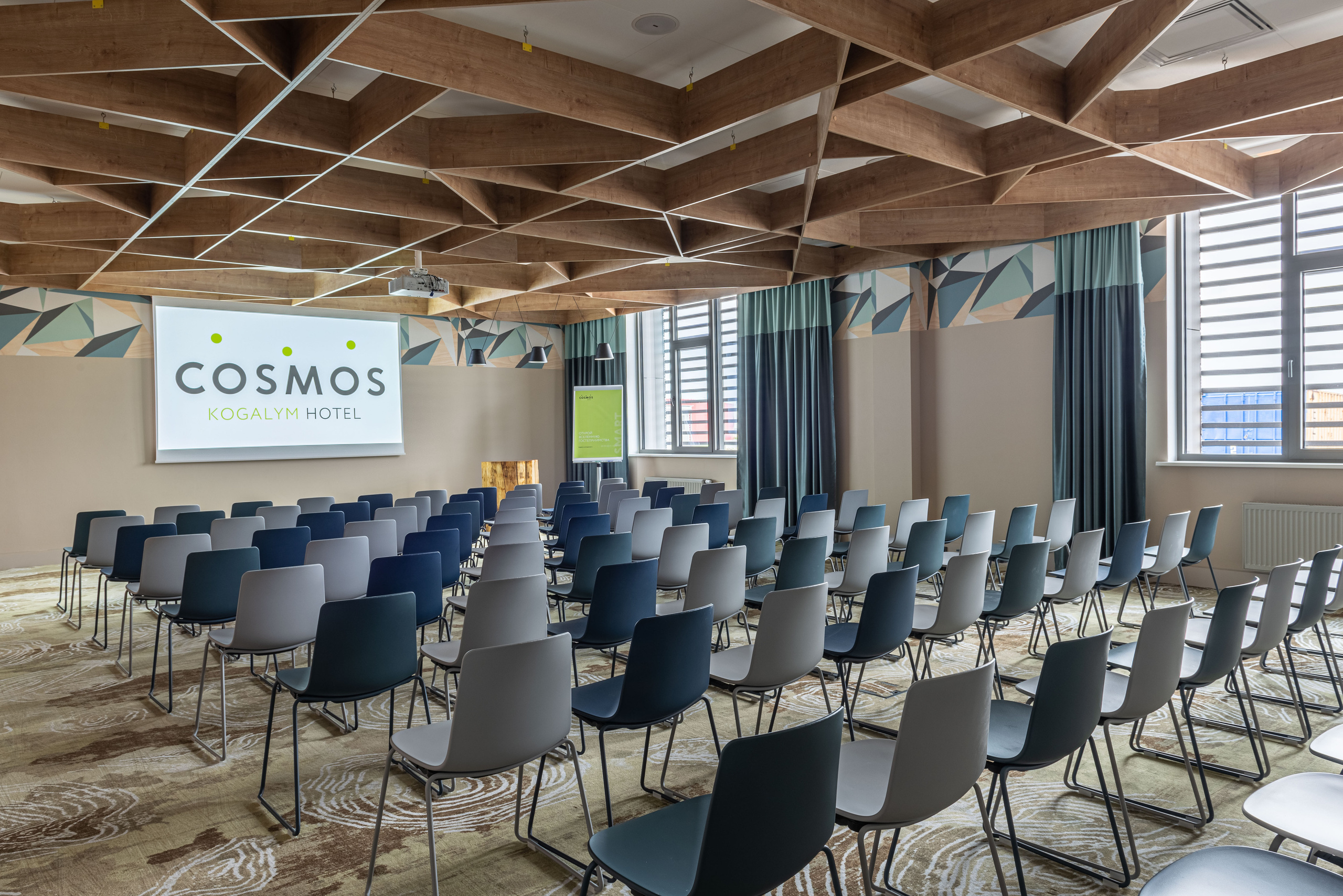 Kogalym SMART by Cosmos Hotel Group. Interior & architecture photographer