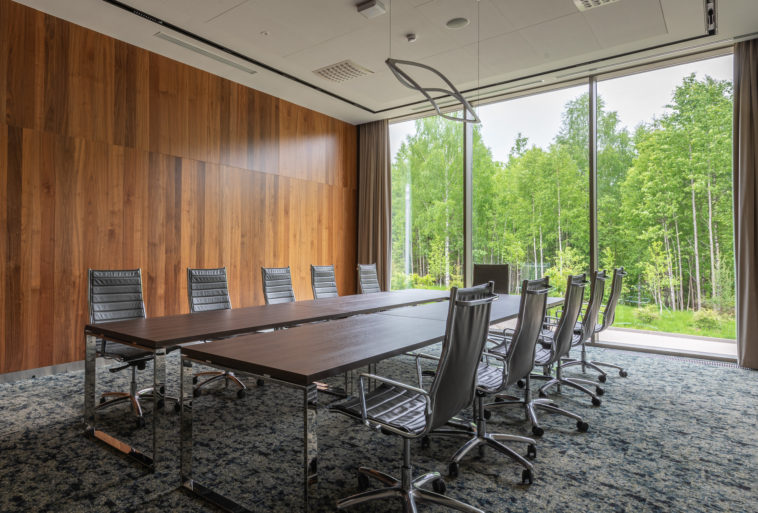 Emerald Forest by Cosmos Hotel Group. Interior & architecture photographer