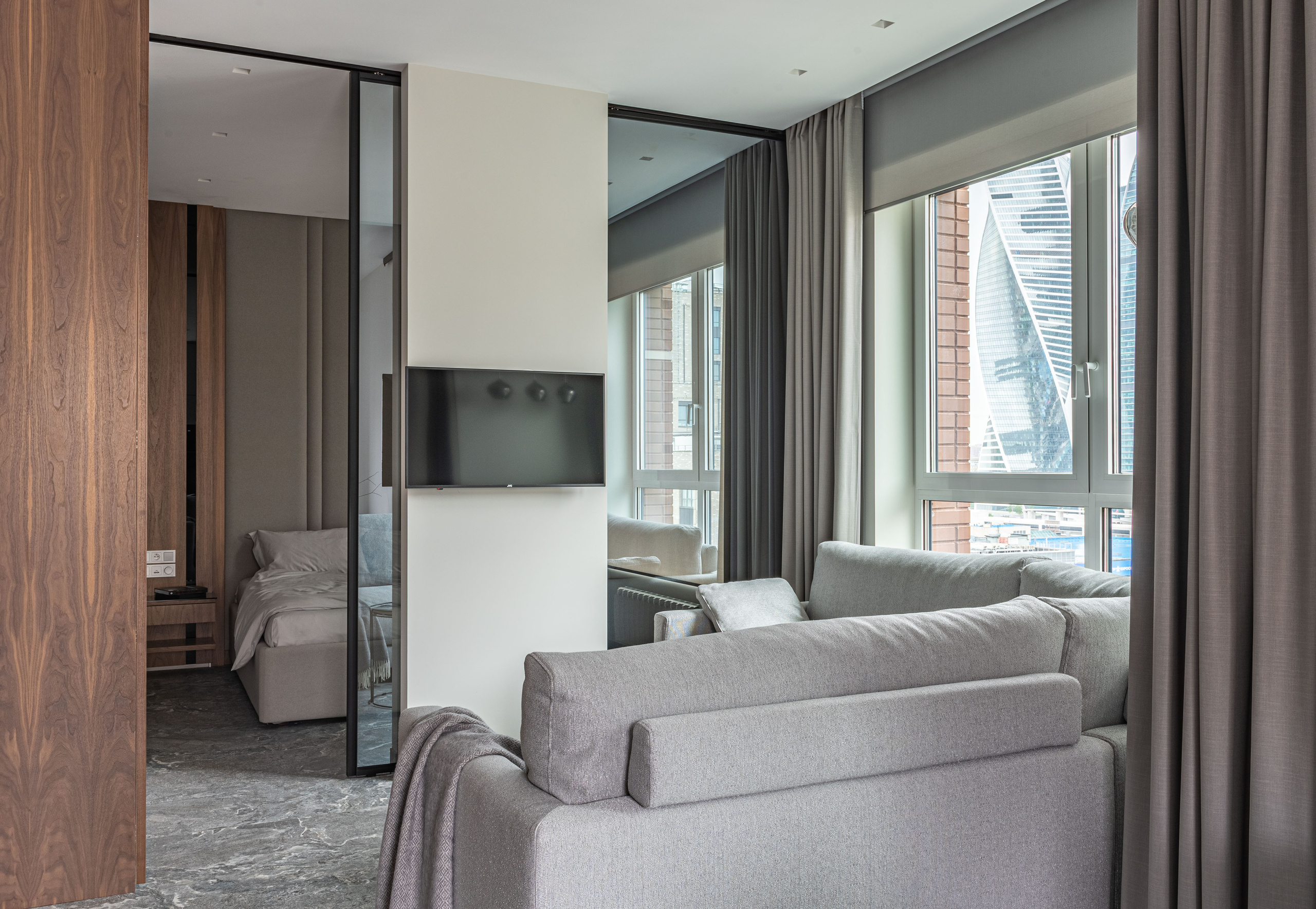 Silver Fountain. apart 6. Interior & architecture photographer