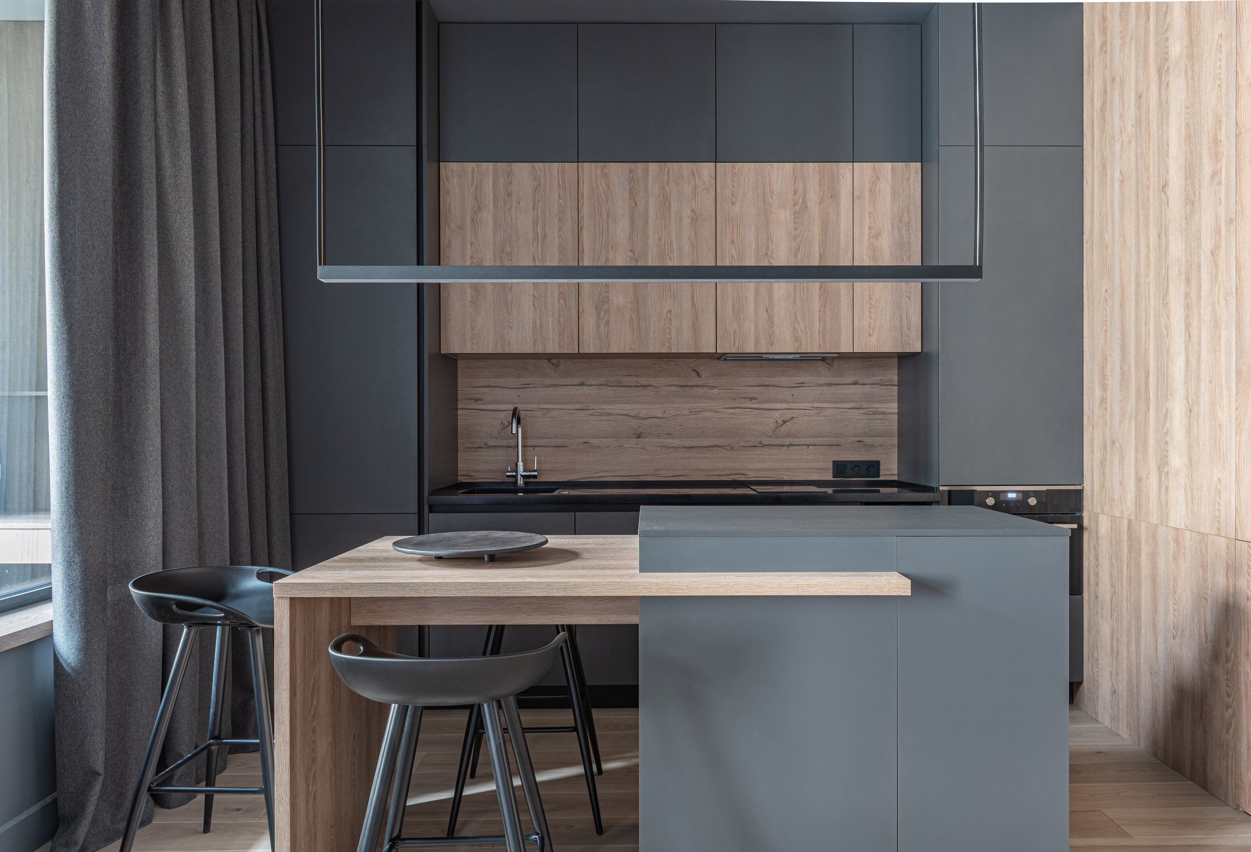 Silver Fountain. apart 2. Interior & architecture photographer