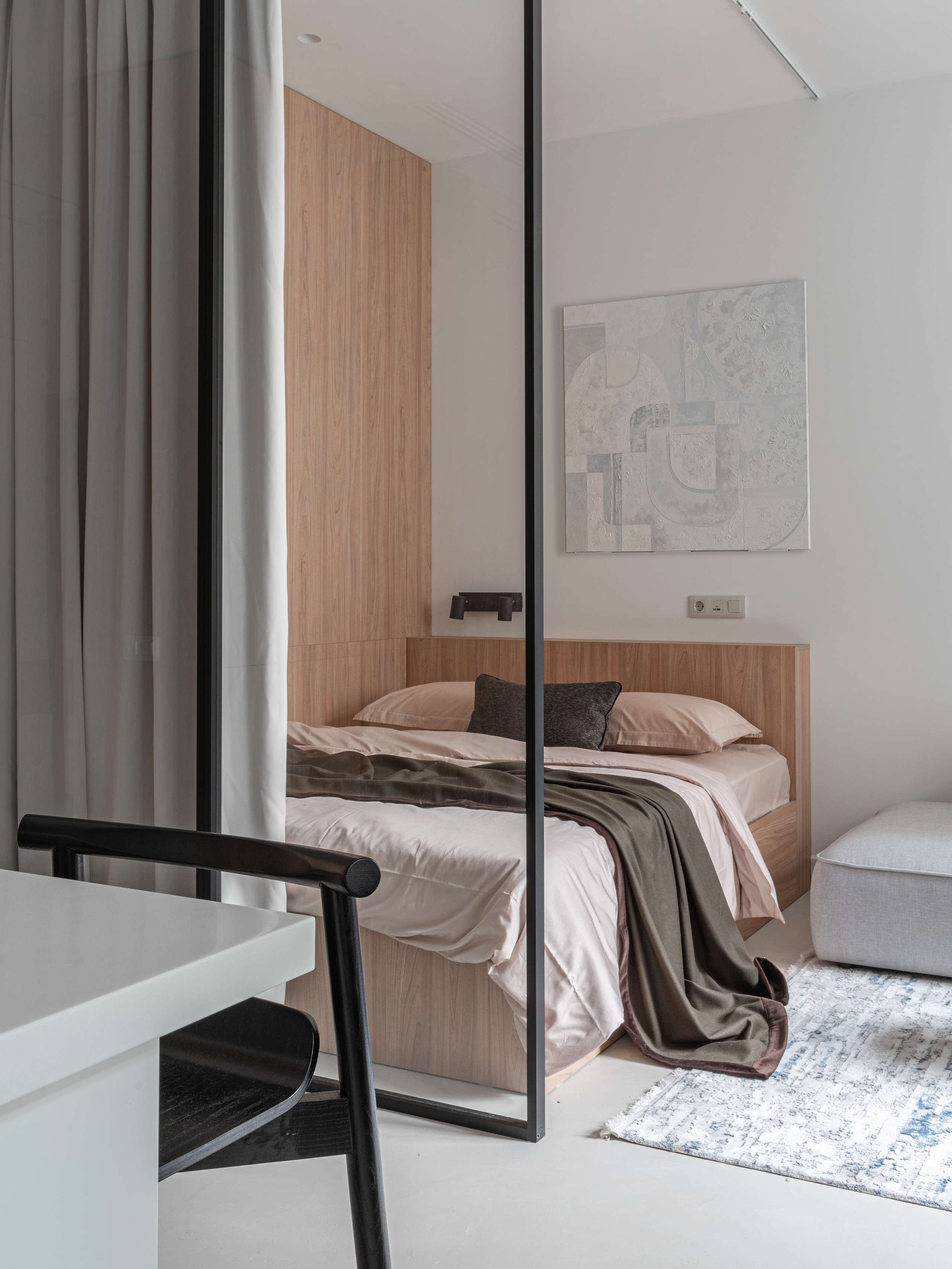 Silver Fountain. apart 3. Interior & architecture photographer