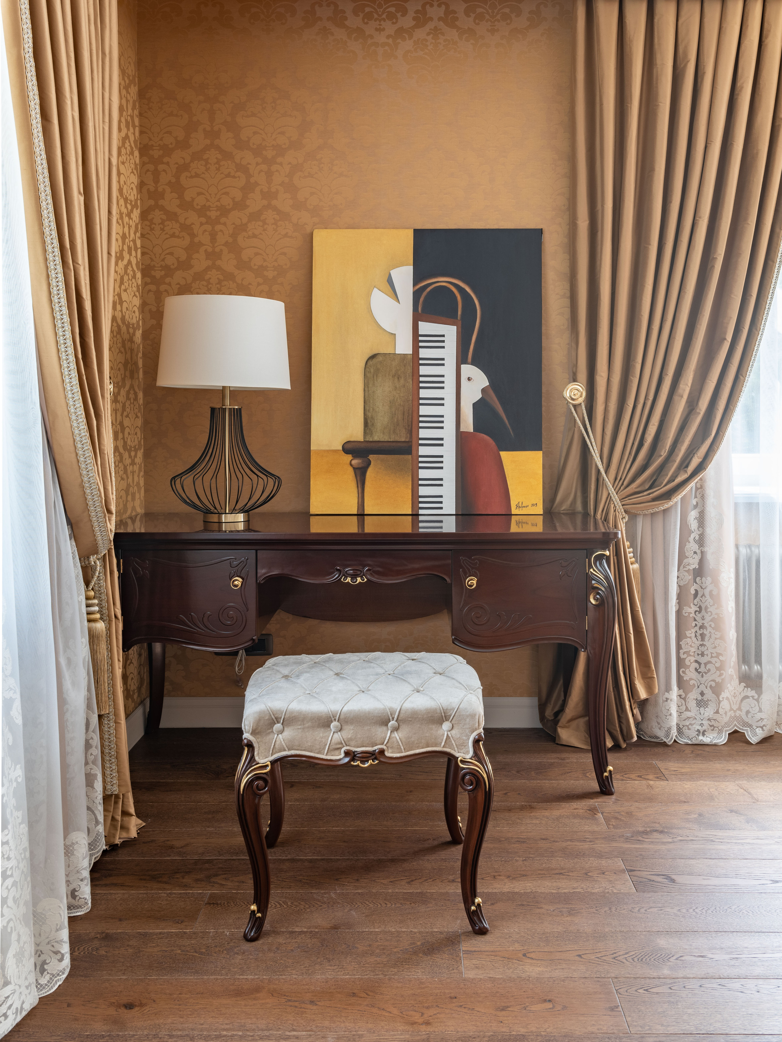 Big house. Interior & architecture photographer