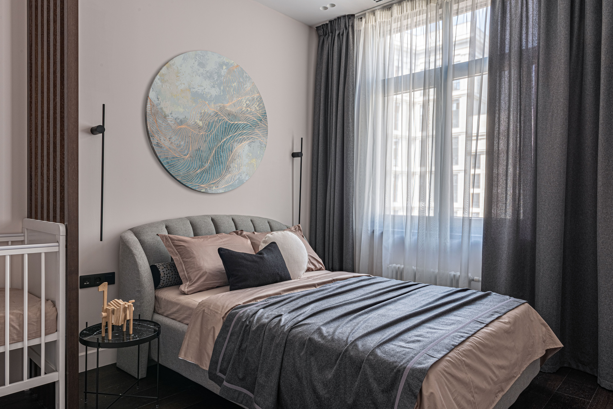 Silver Fountain. apart 5. Interior & architecture photographer