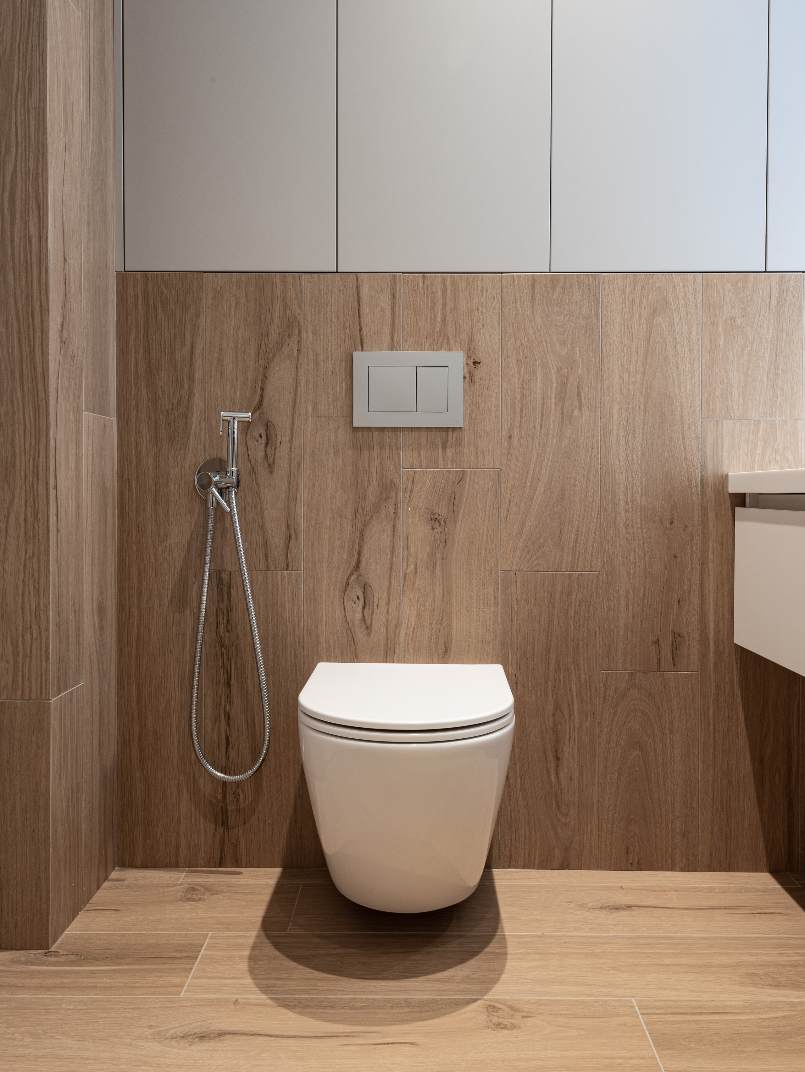 Silver Fountain. apart 4. Interior & architecture photographer