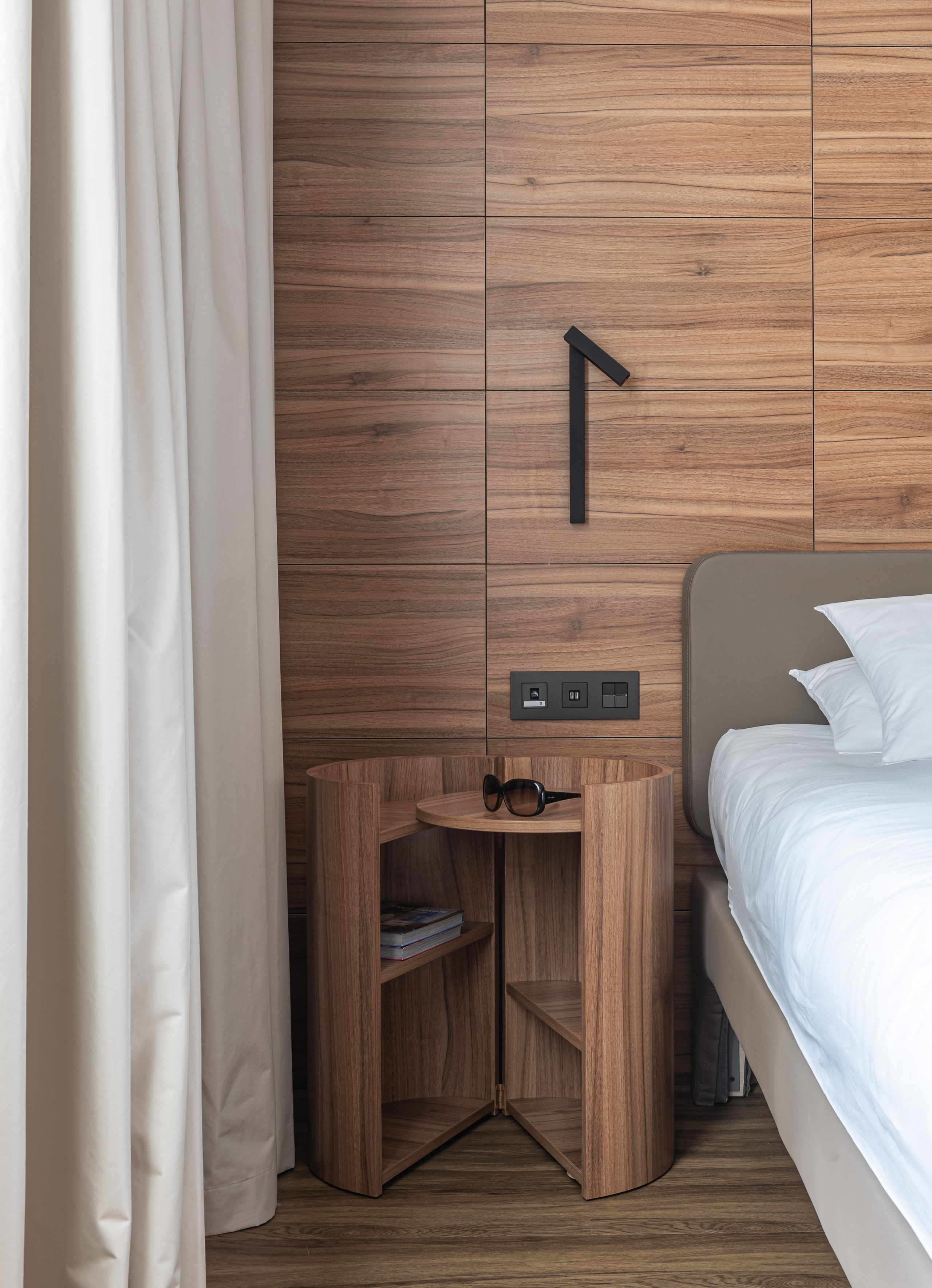 Kogalym SMART by Cosmos Hotel Group. Interior & architecture photographer