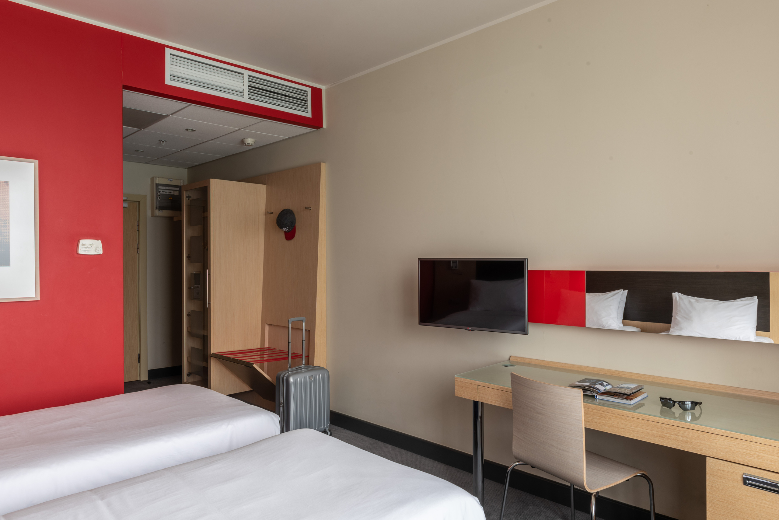 Novosibirsk by Cosmos Hotel Group. Interior & architecture photographer