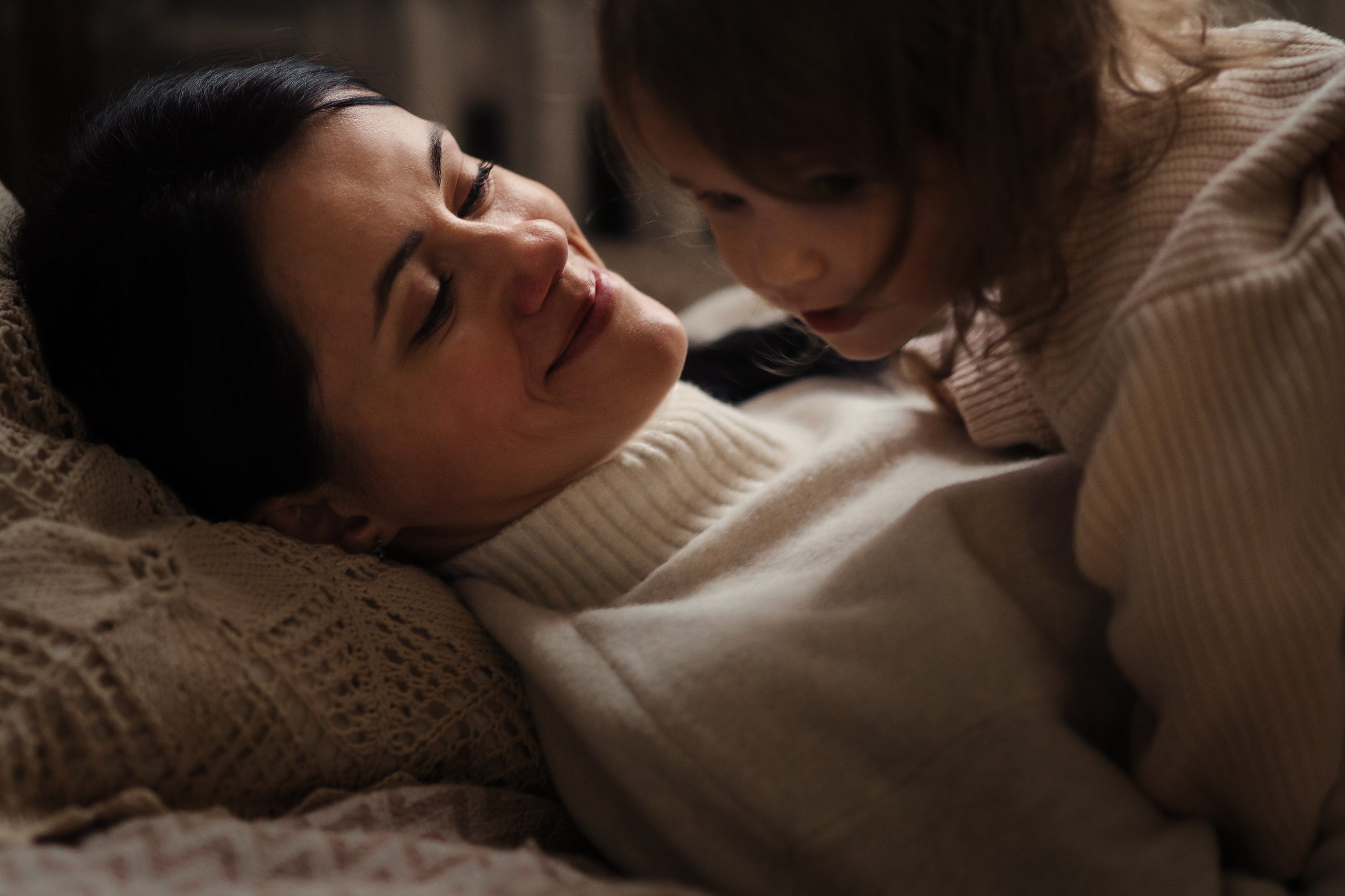 Домашняя фотосессия мама и дочка. Семейный фотограф в Москве Галина Гончар