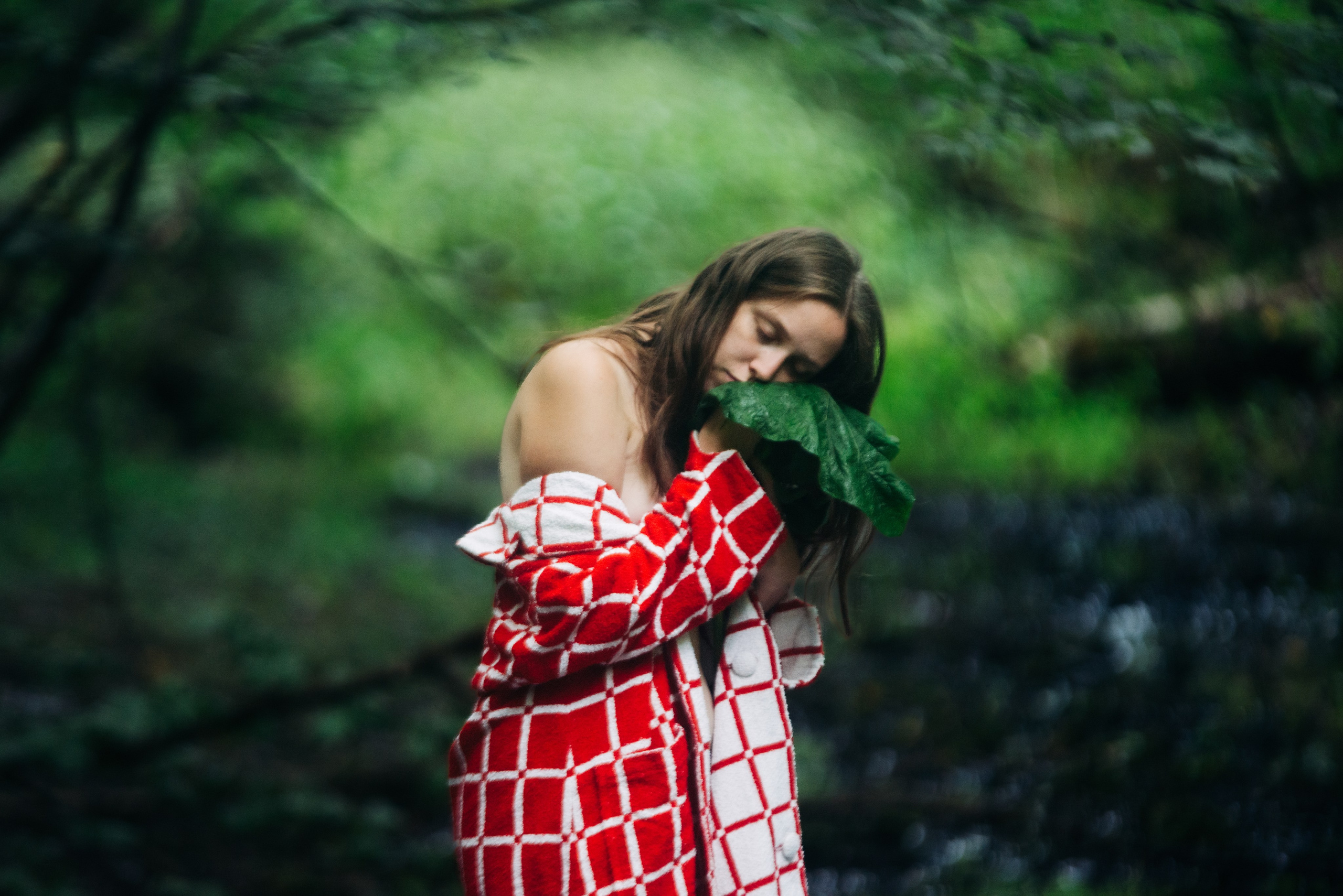 Красное на зелёном. Репортажный и портретный фотограф в Липецкой, Воронежской, Московской области Тёма Белоусов
